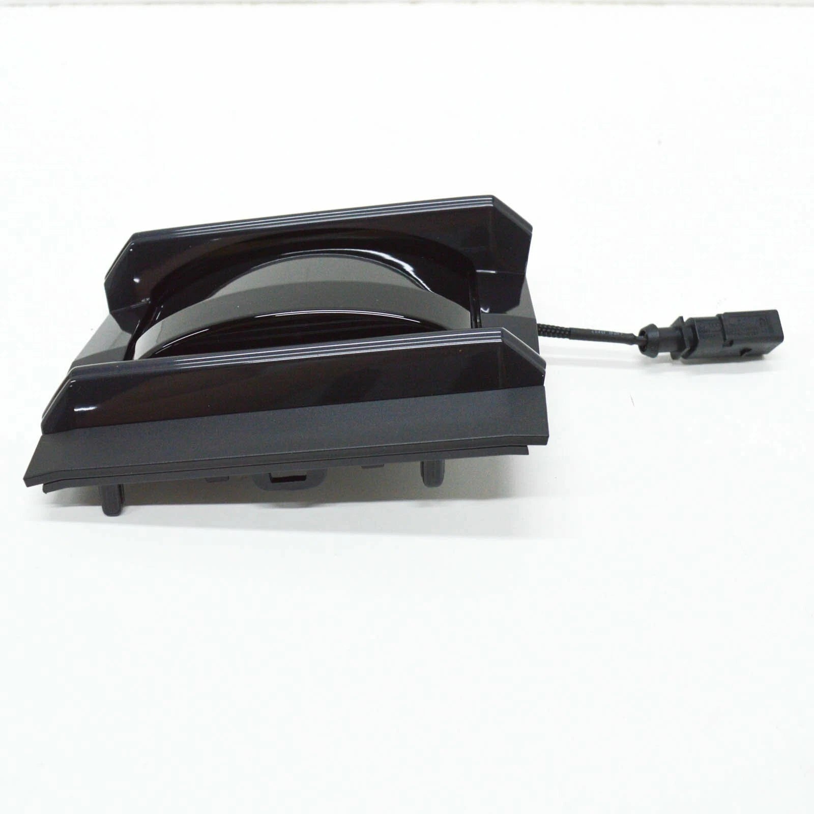 NEW AUDI Q8 FRONT BUMPER GRILLE LEFT MOLDING BEZEL 4M8853173ARN4