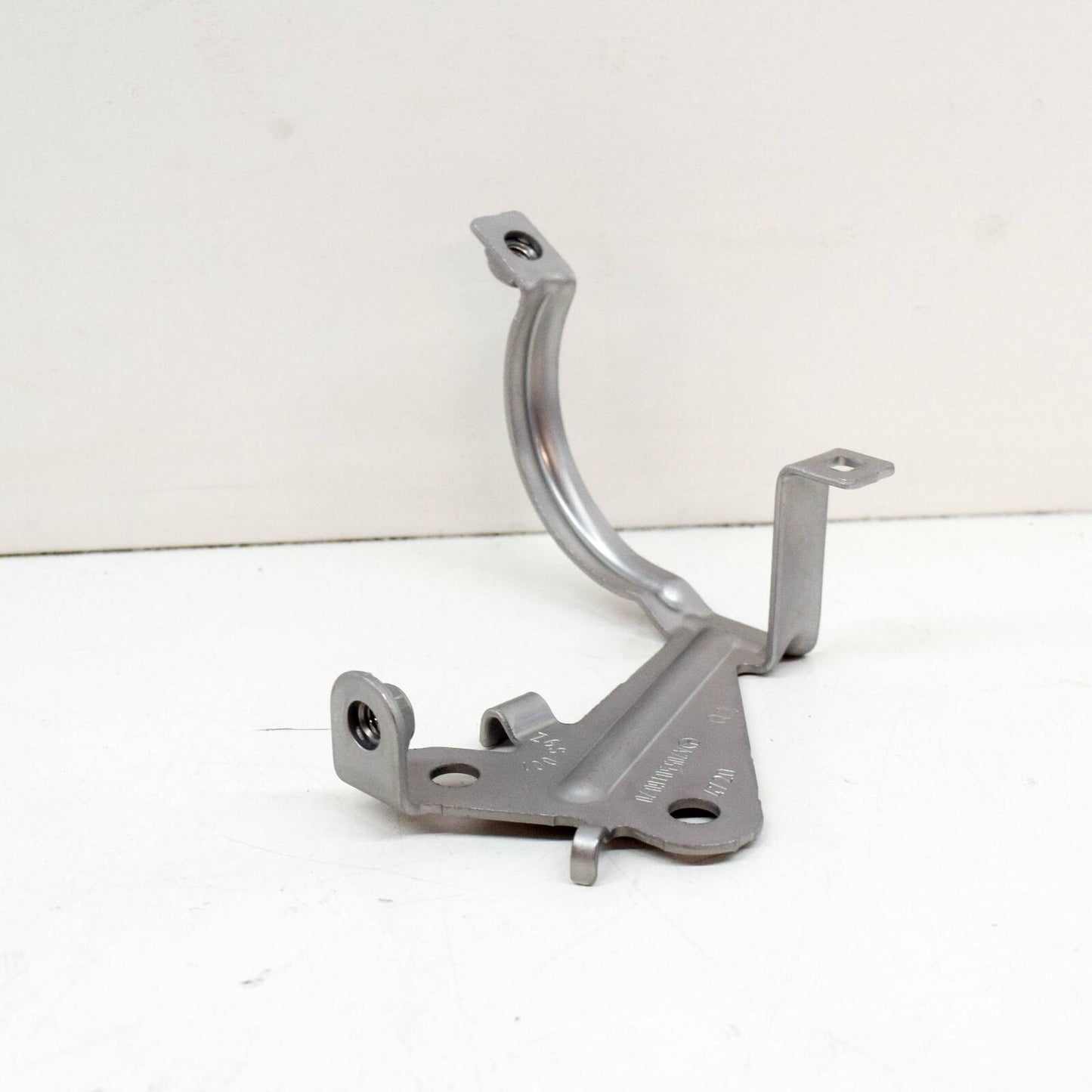 NEW MERCEDES-BENZ C COUPE C205 WATER PUMP HOLDER A2055016020 2015 ORIGINAL