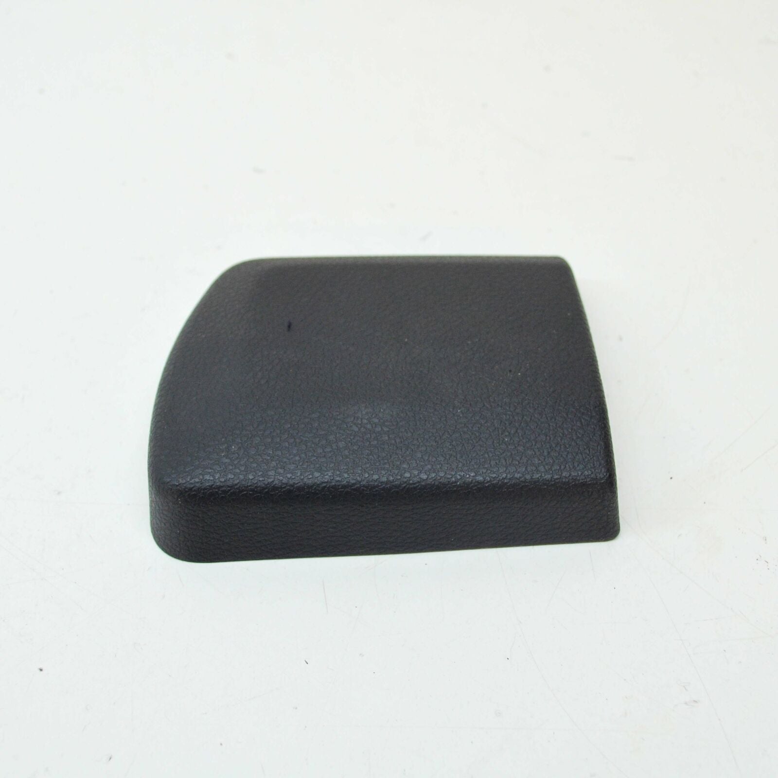 NEW MB VITO W447 FRONT LEFT SEAT BELT BUCKLE ADJUSTMENT LHD A44791919009051