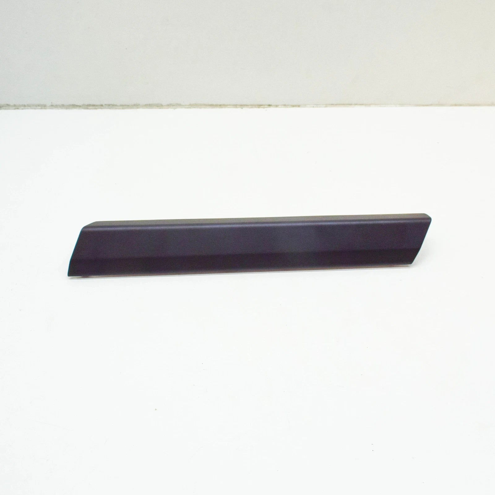 NEW VW TRANSPORTER T6 FRONT RIGHT DOOR UPPER HANDLE SHELL 7E0867172D82V ORIGINAL