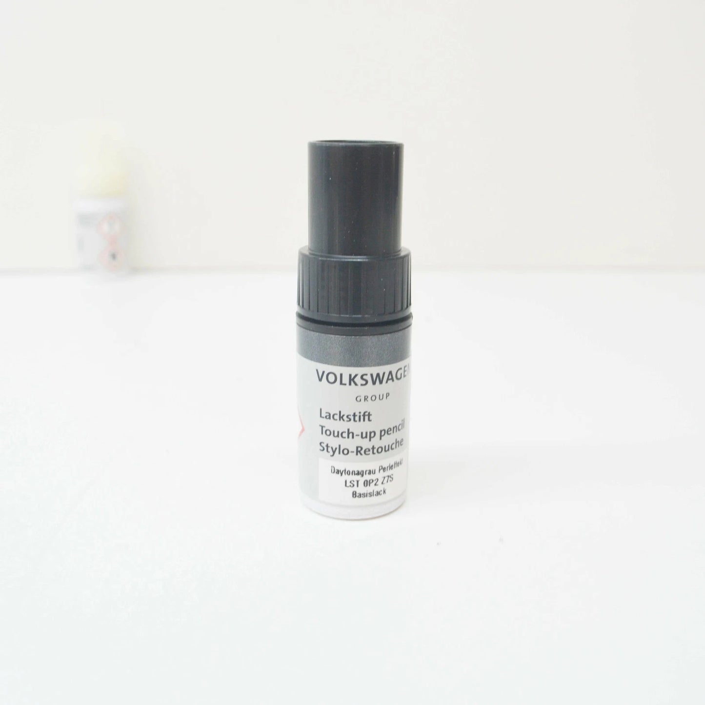 NEW AUDI/VOLKSWAGEN TOUCH-UP PAINT PENCIL LST0P2Z7S 2015 ORIGINAL