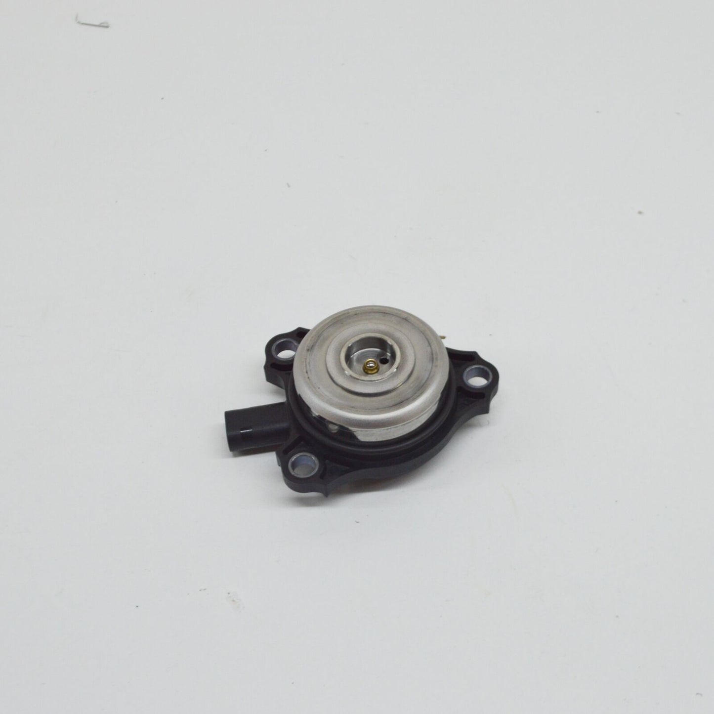 NEW MERCEDES BENZ C W204 SOLENOID VALVE A2711560090 ORIGINAL