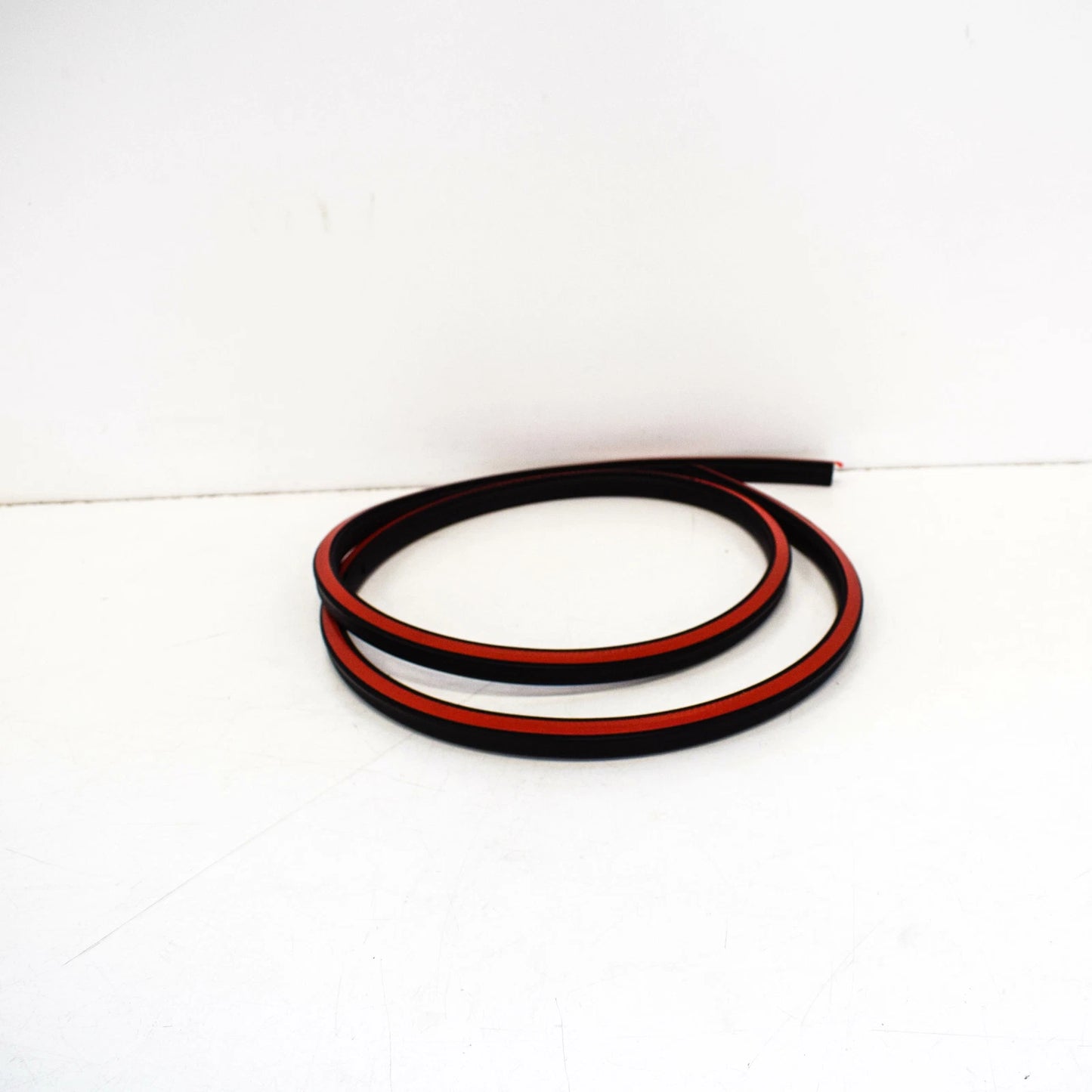 NEW AUDI TT MK3 FRONT RIGHT WEATHERSTRIP DOOR SEAL 8S0837911A