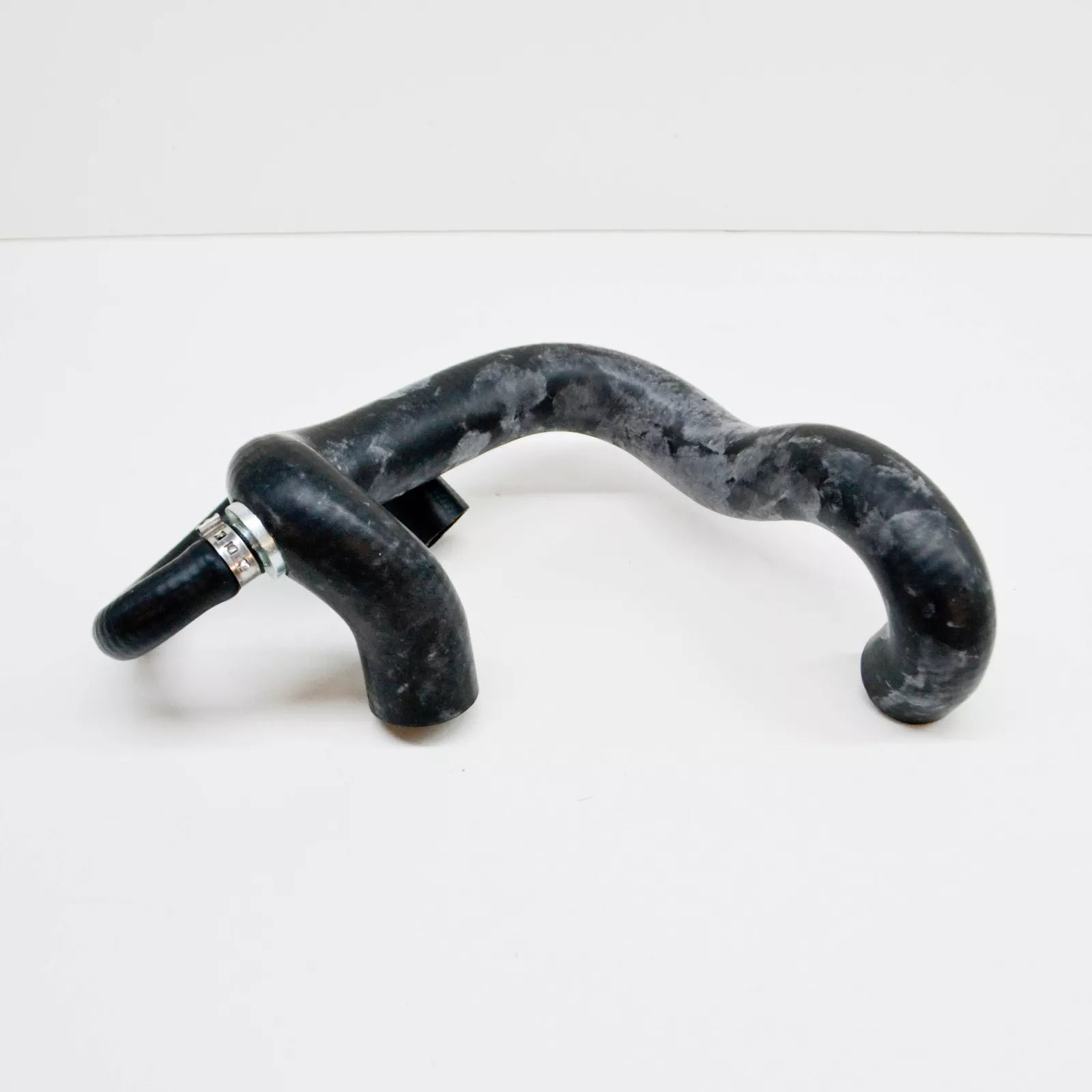 NEW BMW Z1 WATER HOSE 11532296023 2296023 ORIGINAL