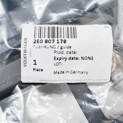 NEW VOLKSWAGEN CRAFTER MK1 2E FRONT BUMPER RIGHT GUIDE 2E0807178 ORIGINAL