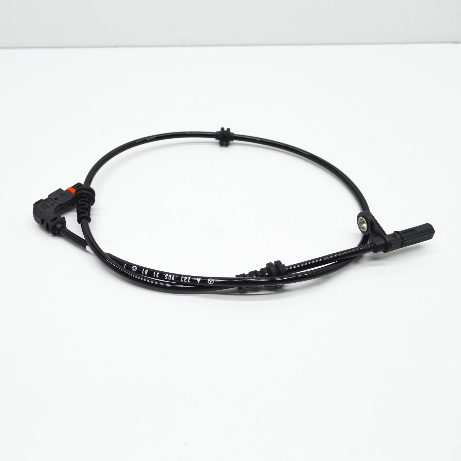 NEW MERCEDES-BENZ SL R231 ABS WHEEL SPEED SENSOR FRONT A2319053101 ORIGINAL