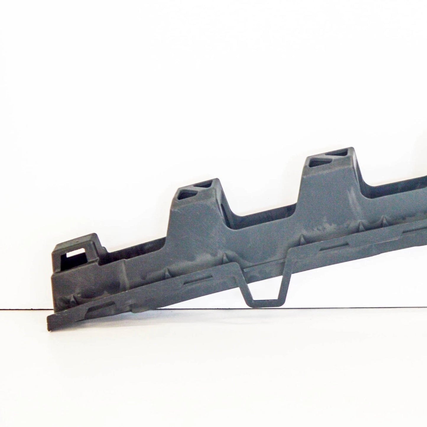 NEW MERCEDES BENZ CL C216 AMG FRONT BUMPER STIFFENER A2168852316 ORIGINAL