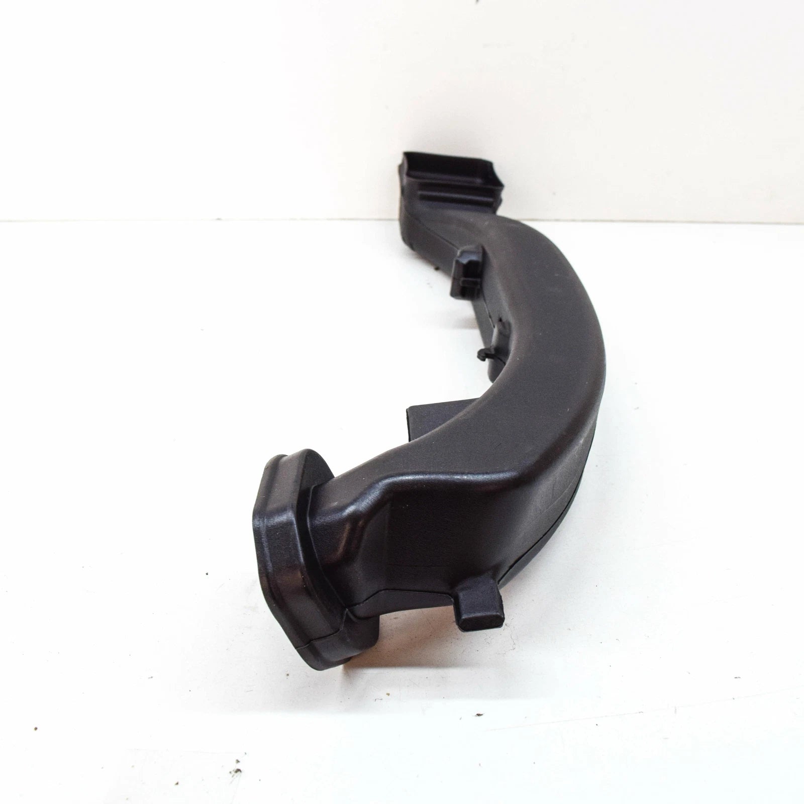 NEW MERCEDES-BENZ E W213 INSTRUMENT PANEL LEFT AIR DUCT A2138302901 ORIGINAL