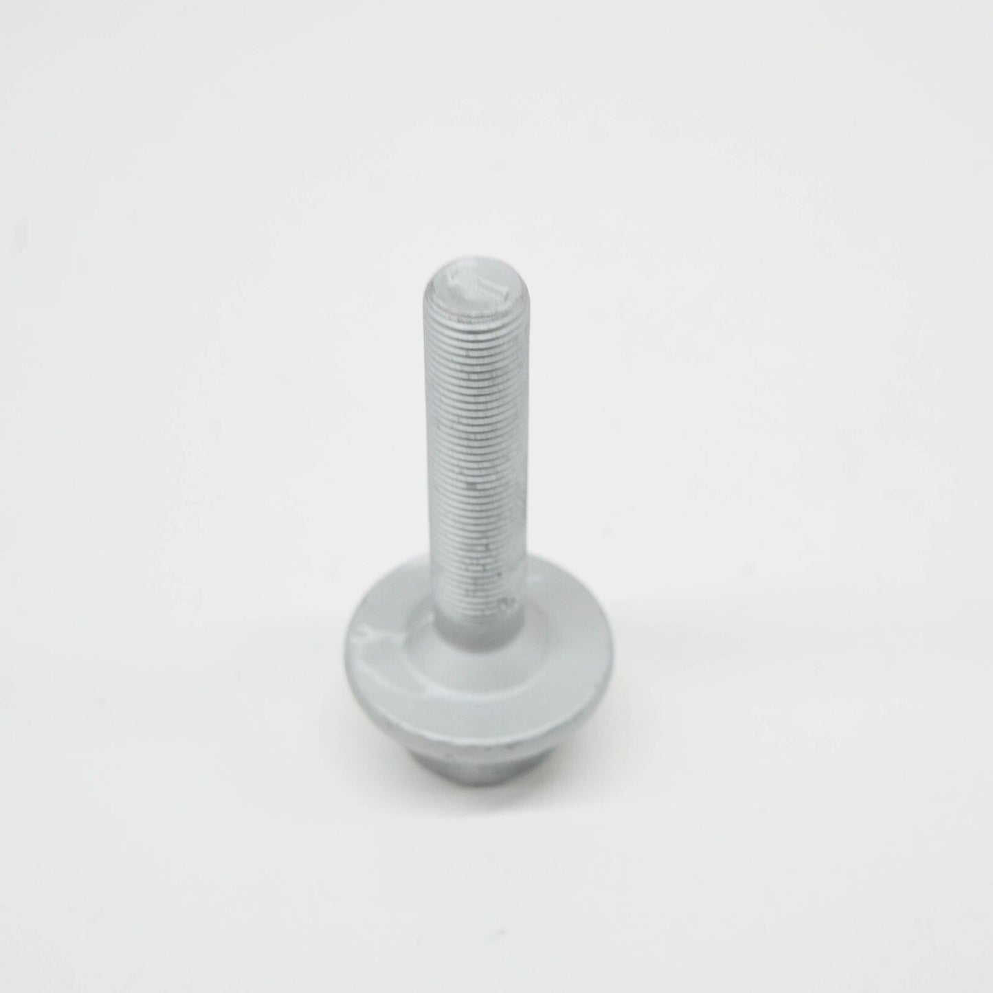 NEW MERCEDES-BENZ S W221 ENGINE CRANKSHAFT BOLT A0069907004 ORIGINAL