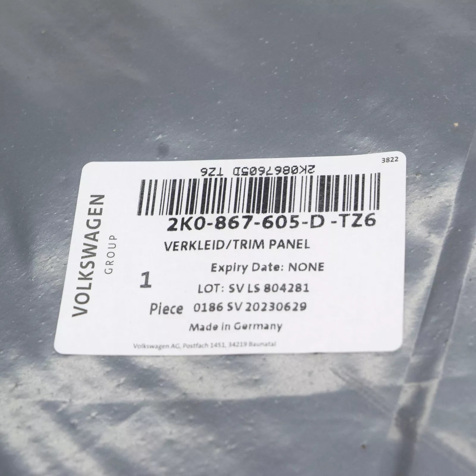 NEW VOLKSWAGEN CADDY 2K MK3 REAR LID TRIM PANEL 2K0867605DTZ6 ORIGINAL