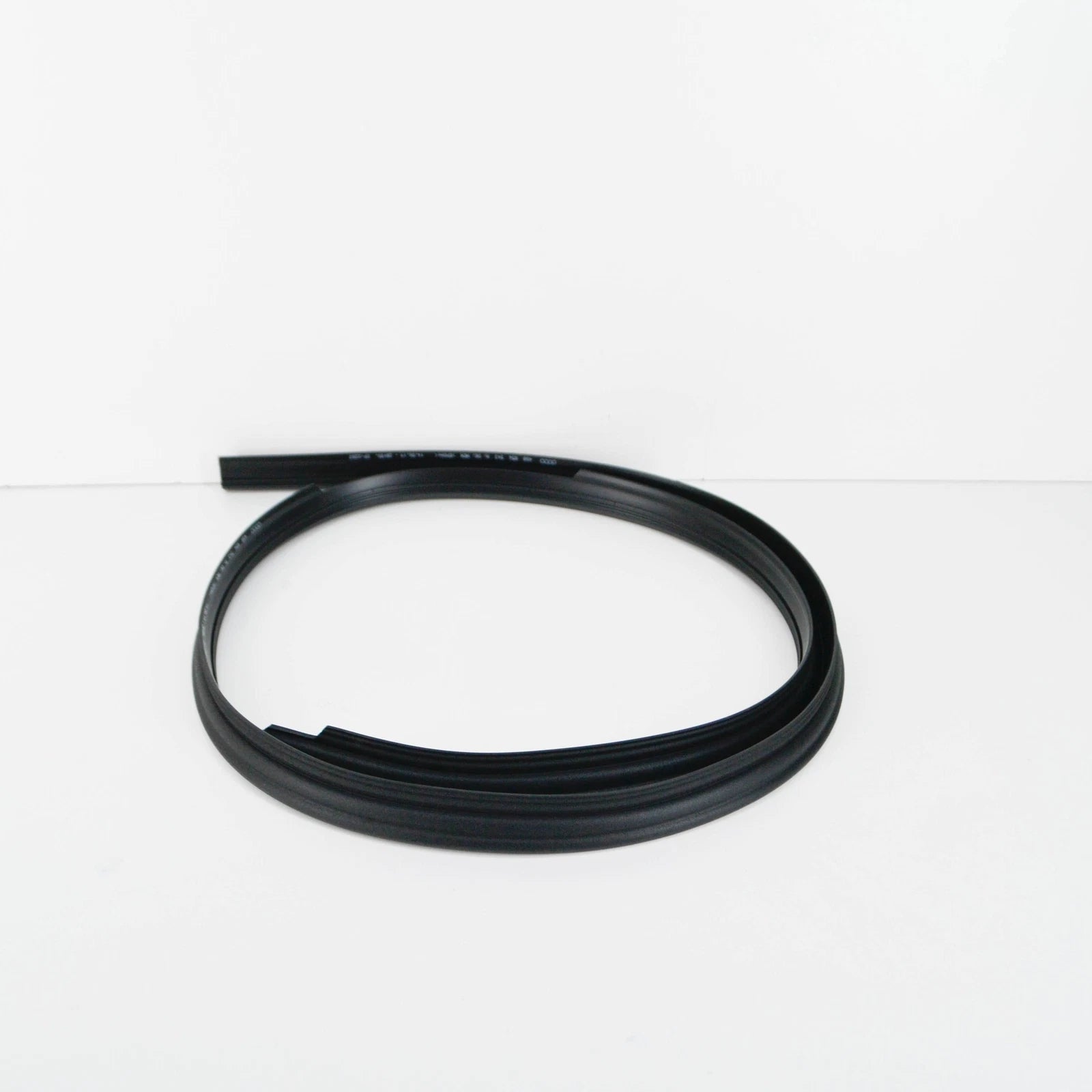 NEW AUDI A7 4G LEFT SIDE ROOF MOLDING SEAL 4G8854543A