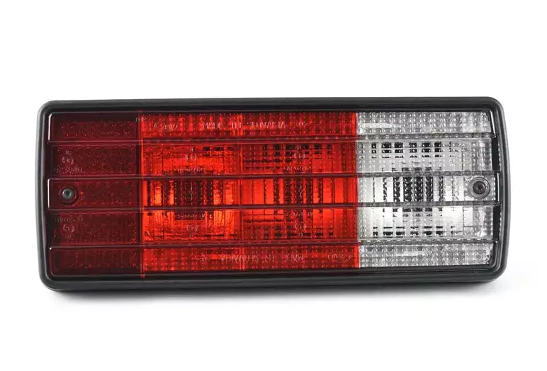 NEW MERCEDES-BENZ G W463 REAR RIGHT TAILLIGHT A4638201464 ORIGINAL
