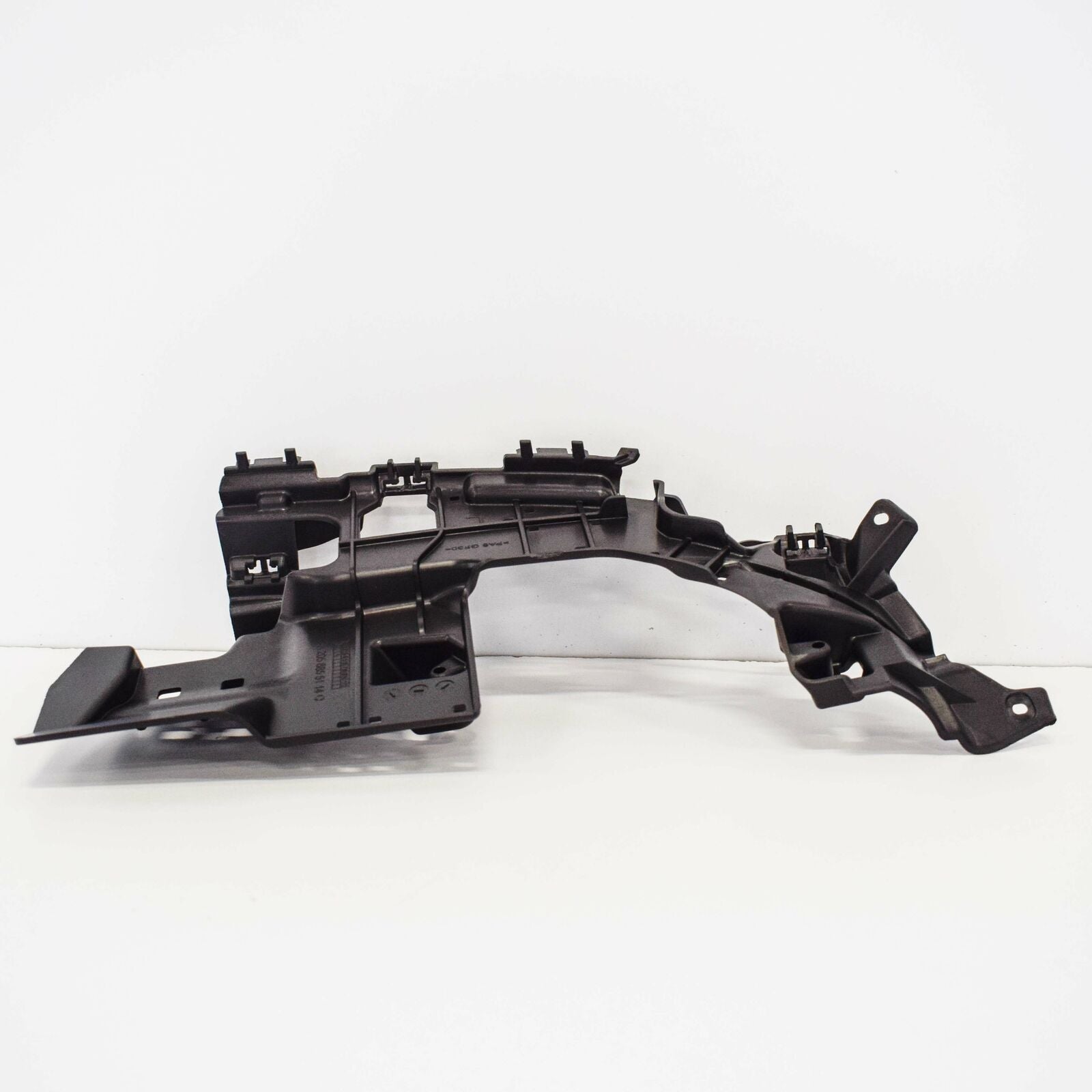 NEW MERCEDES-BENZ C-CLASS W205 REAR LEFT BUMPER BRACKET A2058855114 ORIGINAL