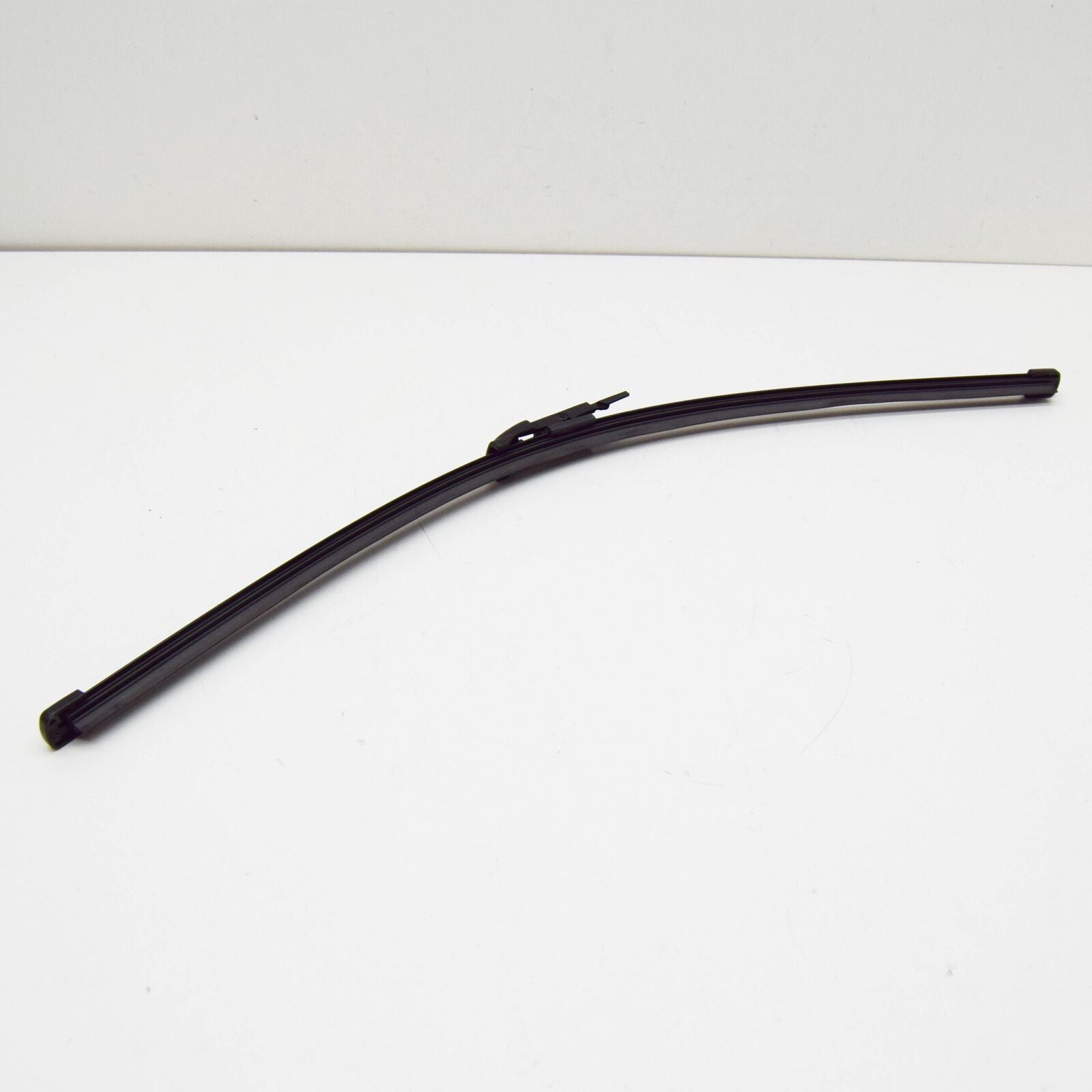 NEW MERCEDES-BENZ SPRINTER 906 REAR DOOR WIPER BLADE A0018203845 ORIGINAL