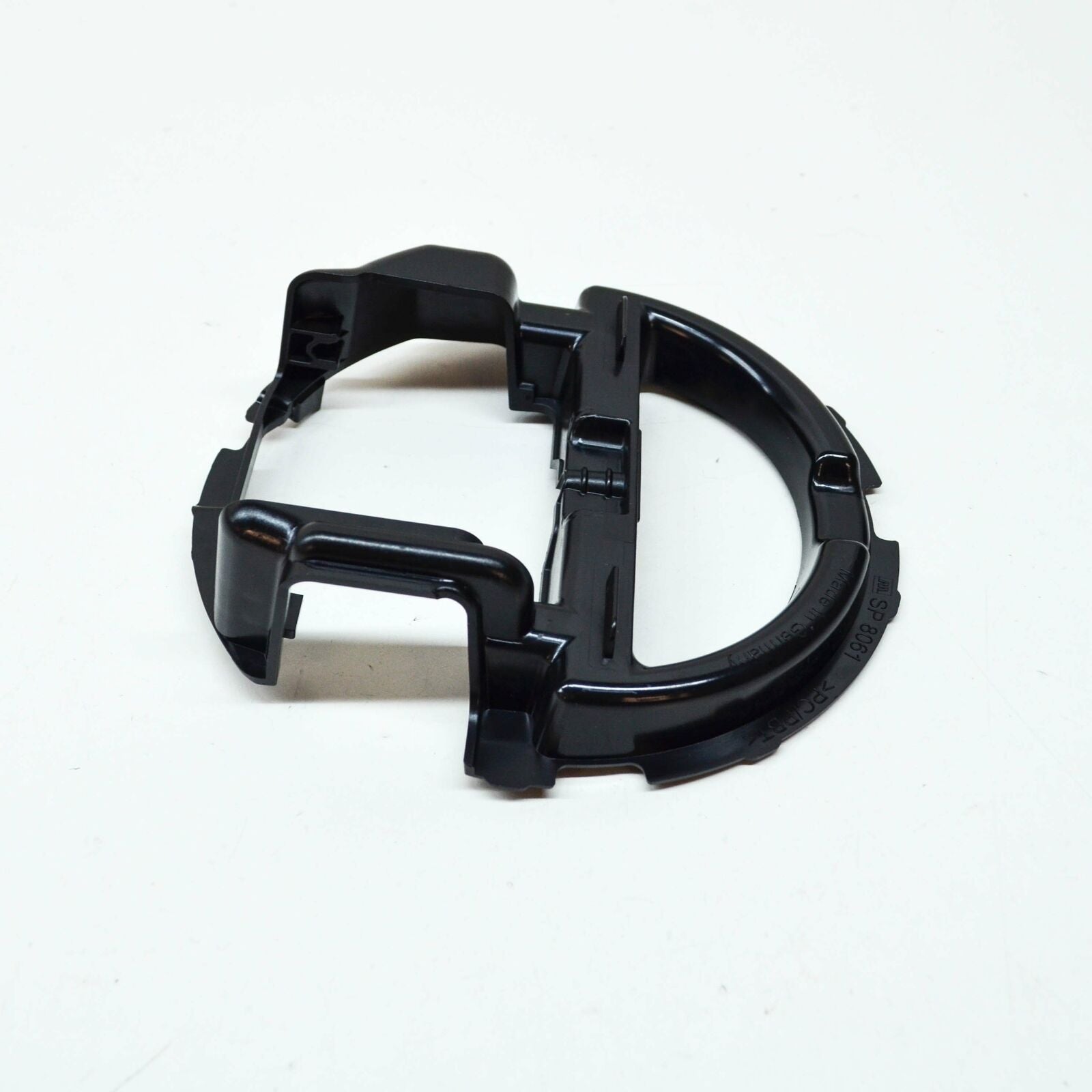 NEW MB C W205 FRONT BUMPER RADIATOR GRILLE EMBLEM BADGE RING A2058880200