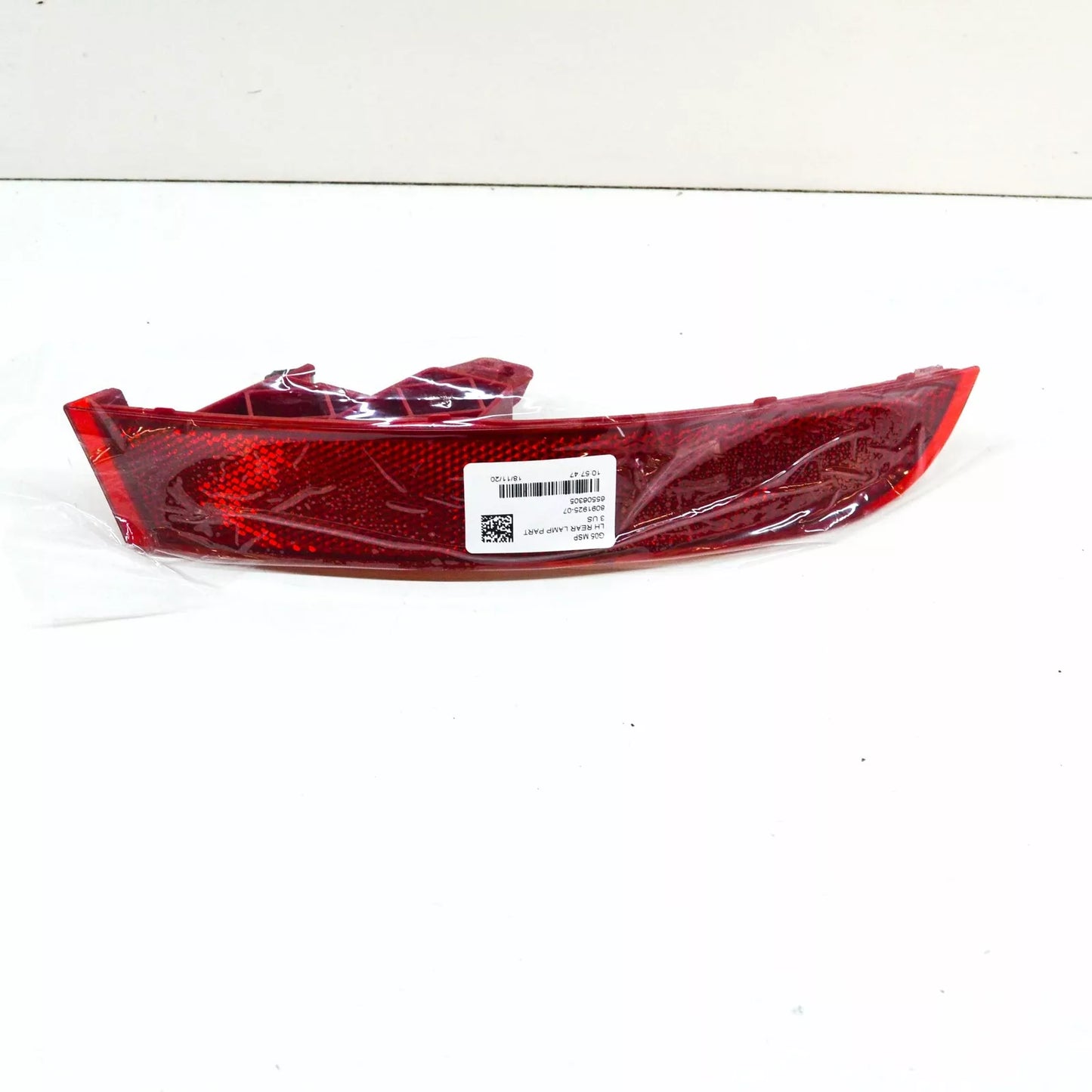 NEW BMW X5 G05 M REAR LEFT BUMPER REFLECTOR 63148091925 ORIGINAL