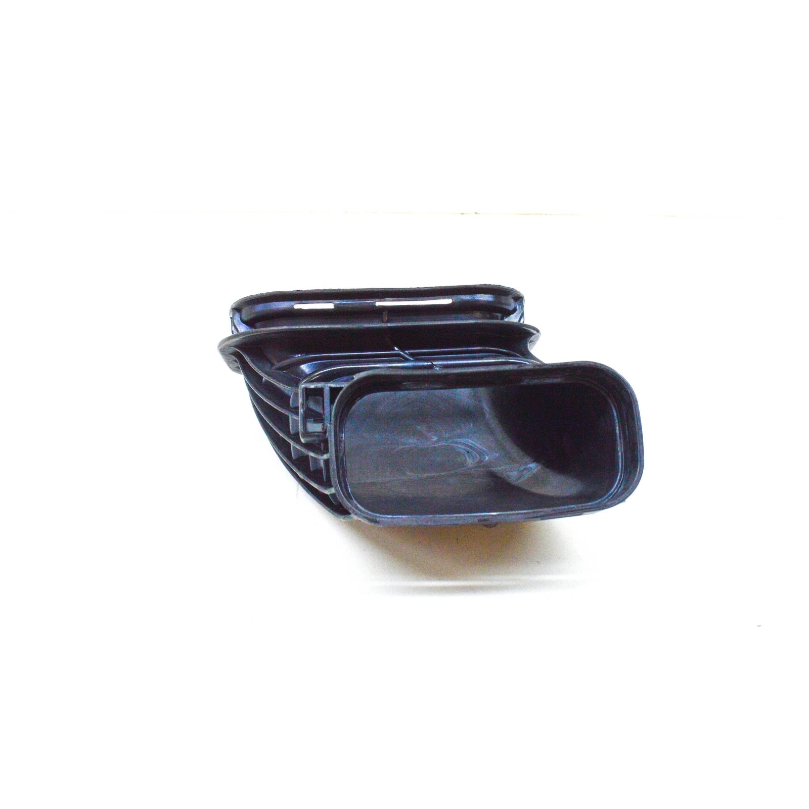 NEW BMW 3 F30 AIR INTAKE DUCT 13717613157 7613157 2012 ORIGINAL