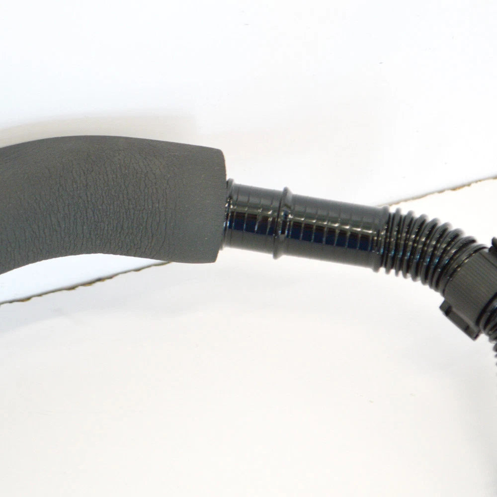 NEW VOLKSWAGEN JETTA MK5 EMISSION CONNECTION HOSE 1K0131128D 2.0 PETROL ORIGINAL