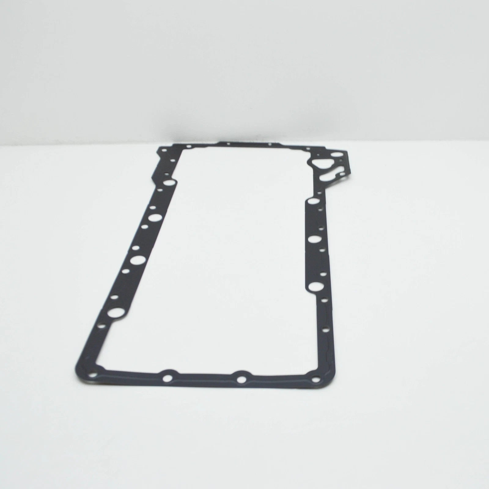 NEW BMW 5 F10 UPPER ENGINE OIL PAN GASKET 11137843145 7843145 ORIGINAL
