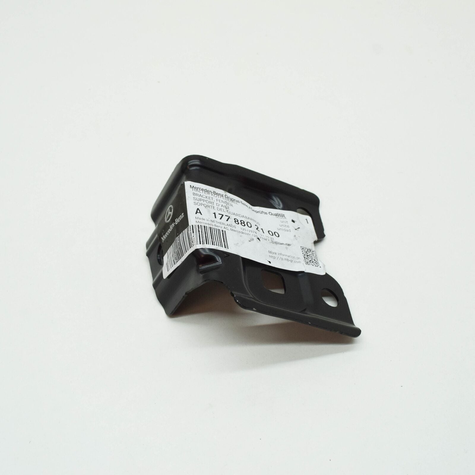 NEW MERCEDES-BENZ A W177 FRONT LEFT FENDER REAR BRACKET A1778802100 ORIGINAL