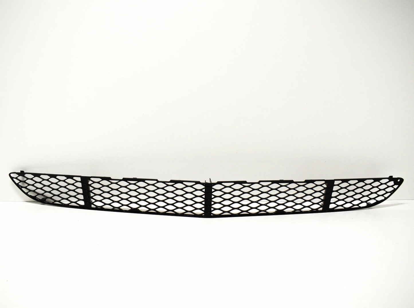 NEW MERCEDES-BENZ CLS C219 FRONT BUMPER LOWER CENTER GRILLE A2198850053