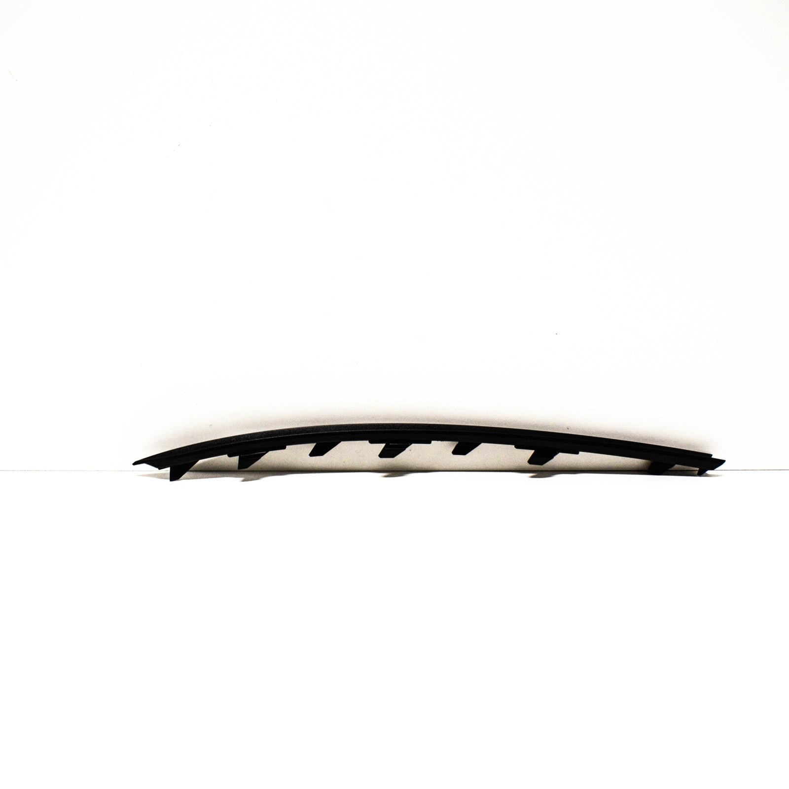 NEW VW PASSAT B8 FRONT BUMPER RIGHT SIDE STRIP 3G0854322 3G08543229B9 ORIGINAL