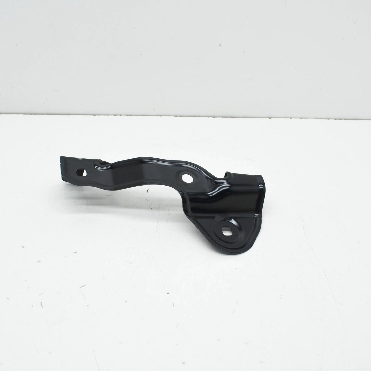 NEW BMW M4 COUPE G82 FRONT RIGHT FENDER HOLDER 9466088 41009466088 ORIGINAL