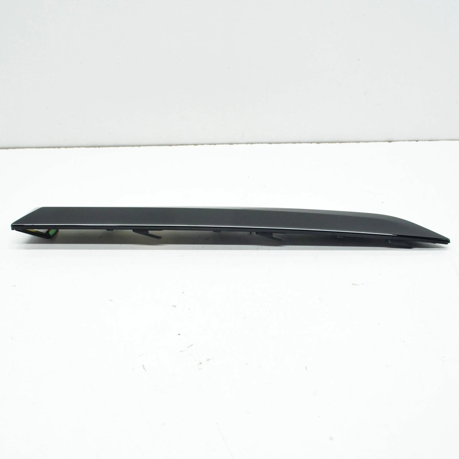 NEW BMW X7 G07 REAR LEFT BUMPER MOLDING 51128074021 ORIGINAL