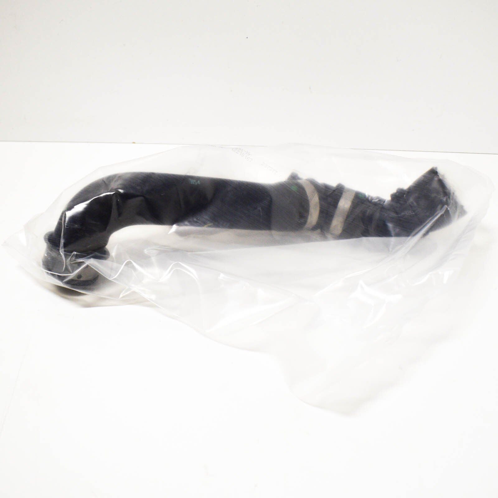 NEW MERCEDES-BENZ E W211 AMG UPPER RADIATOR HOSE A2115013782 ORIGINAL