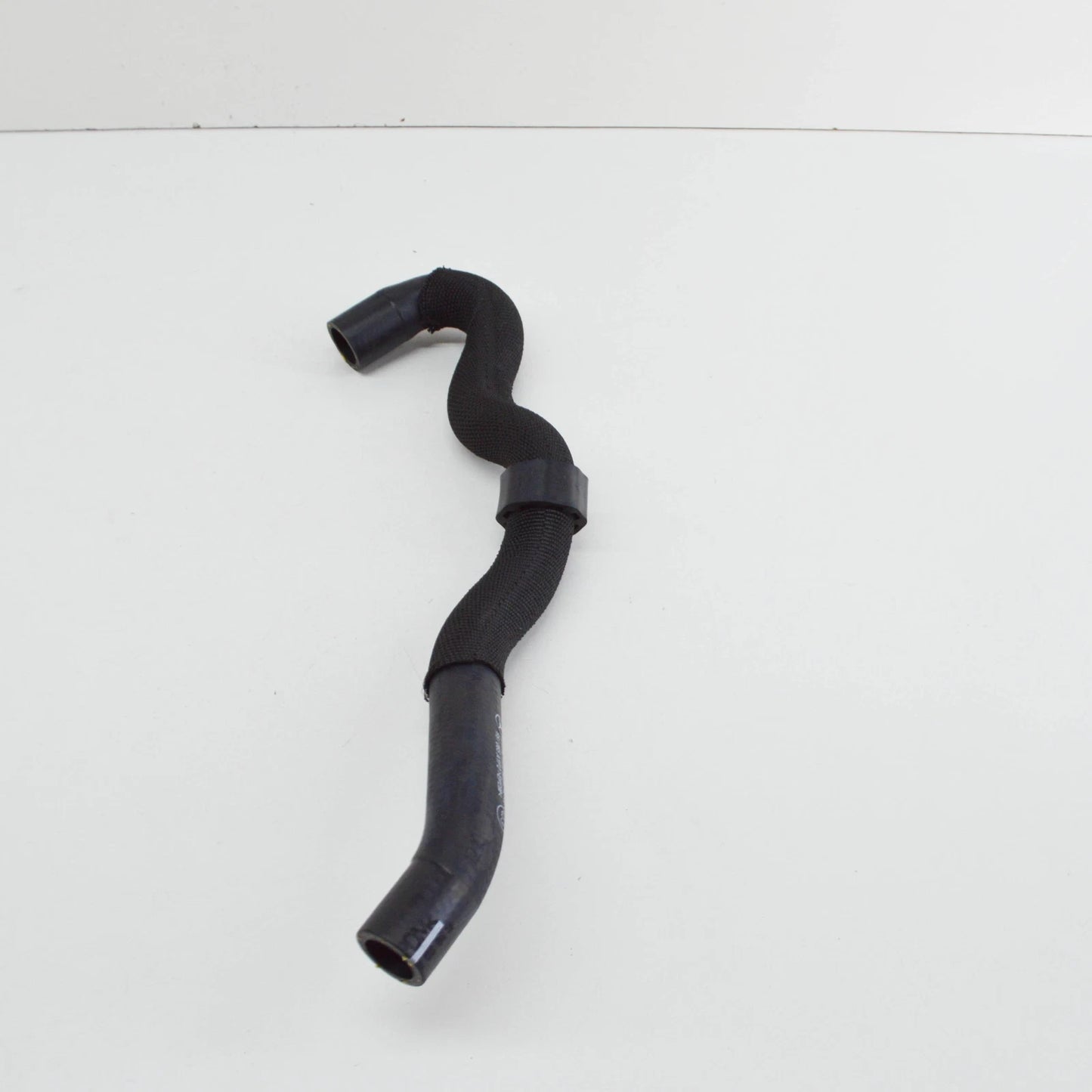 NEW MERCEDES-BENZ E W212 RECIRCULATING PUMP TO ENGINE HOSE A2128301896 ORIGINAL