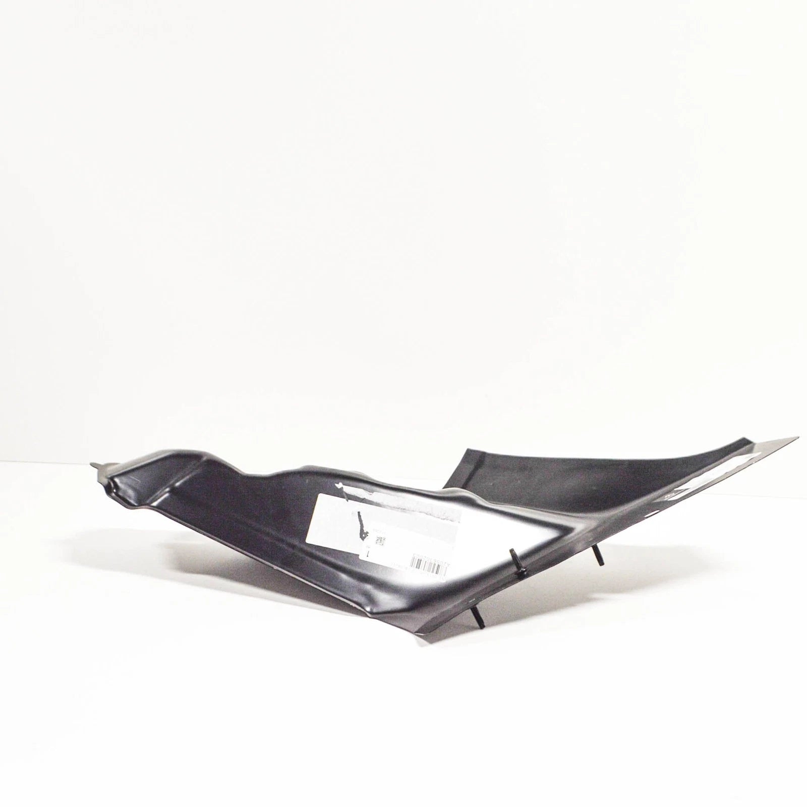 NEW MB C COUPE C205 REAR RIGHT TAIL LIGHT FIXTURE POCKET A2056302003 ORIGINAL