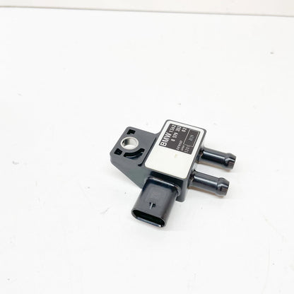 NEW BMW 7 G11 DIFFERENTIAL PRESSURE SENSOR 13628579353 ORIGINAL