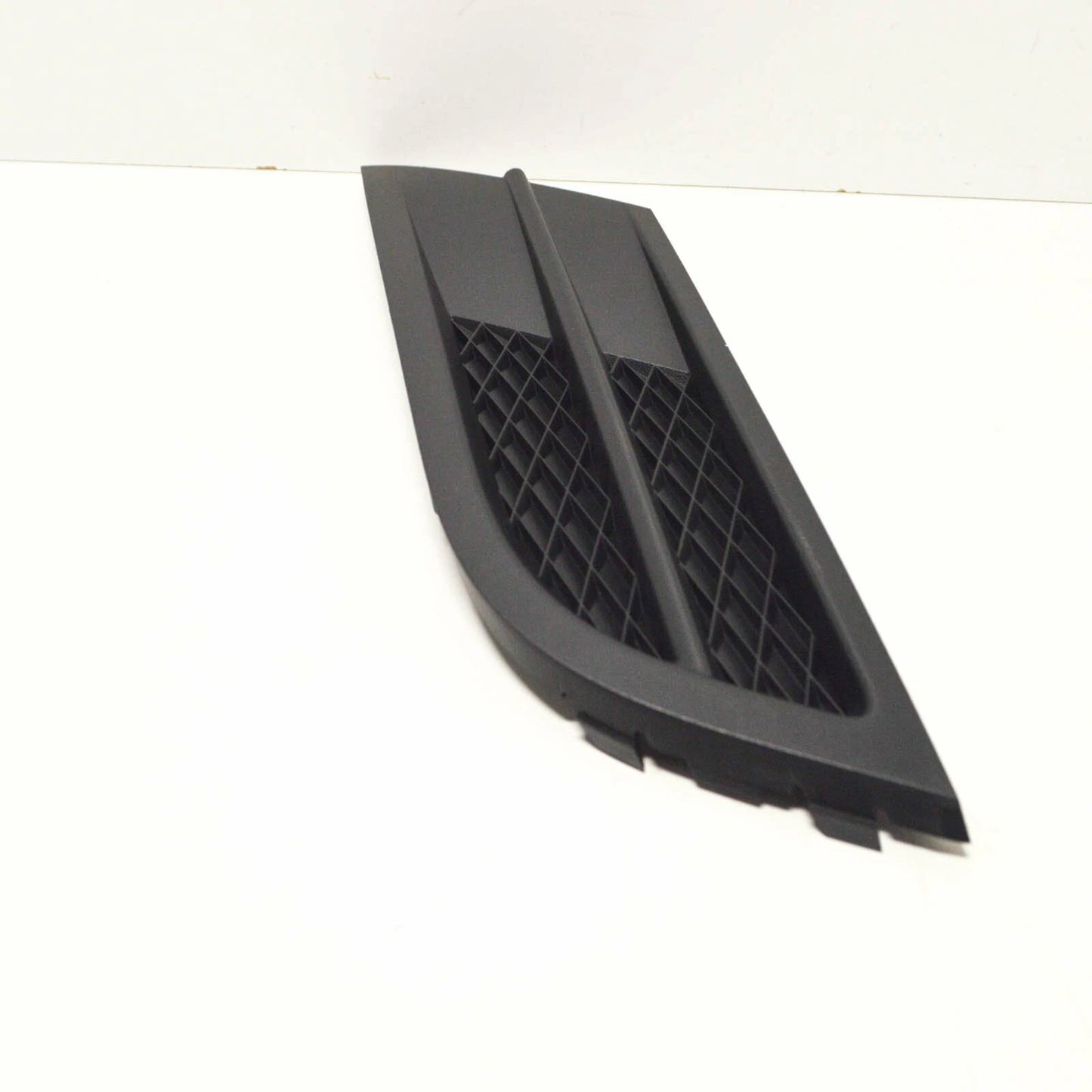 NEW VOLKSWAGEN JETTA MK6 FRONT RIGHT FOG LIGHT GRILL 5C6853666G9B9