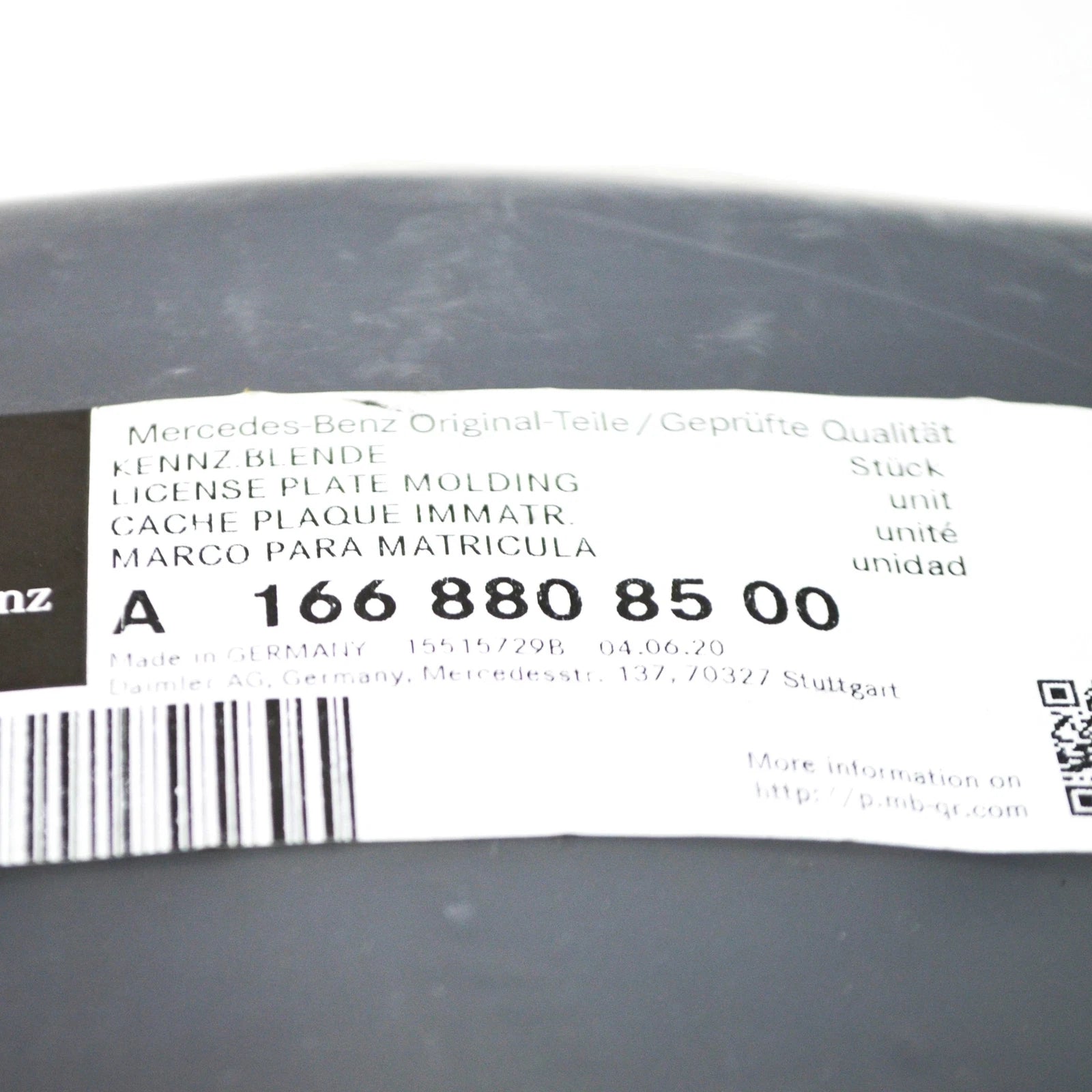 NEW MERCEDES-BENZ GL X166 FRONT BUMPER LICENSE PLATE BRACKET A1668808500