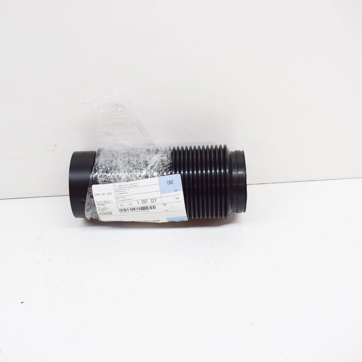 NEW BMW 5 E28 INTAKE TUBE 13711287327 1287327 ORIGINAL