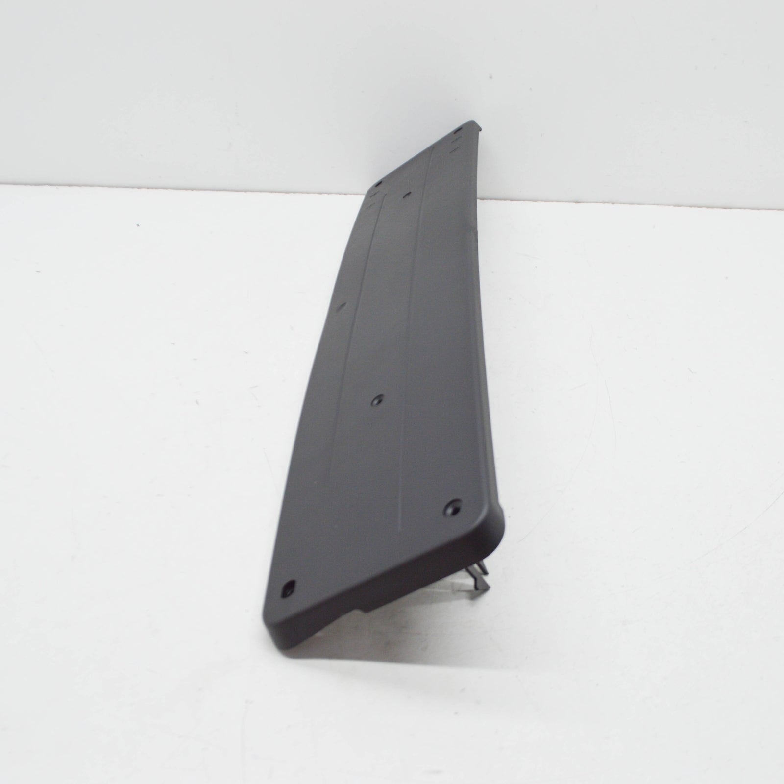 NEW MB C-CLASS W205 FRONT BUMPER LICENSE NUMBER PLATE A2058800144 2015 ORIGINAL