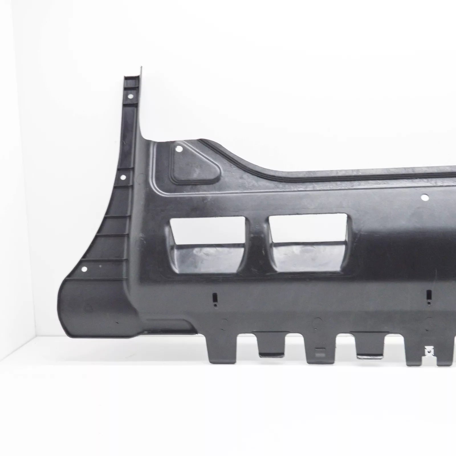 NEW VOLKSWAGEN TIGUAN AD FRONT UNDERBODY NOISE INSULATION 5QF825235C ORIGINAL