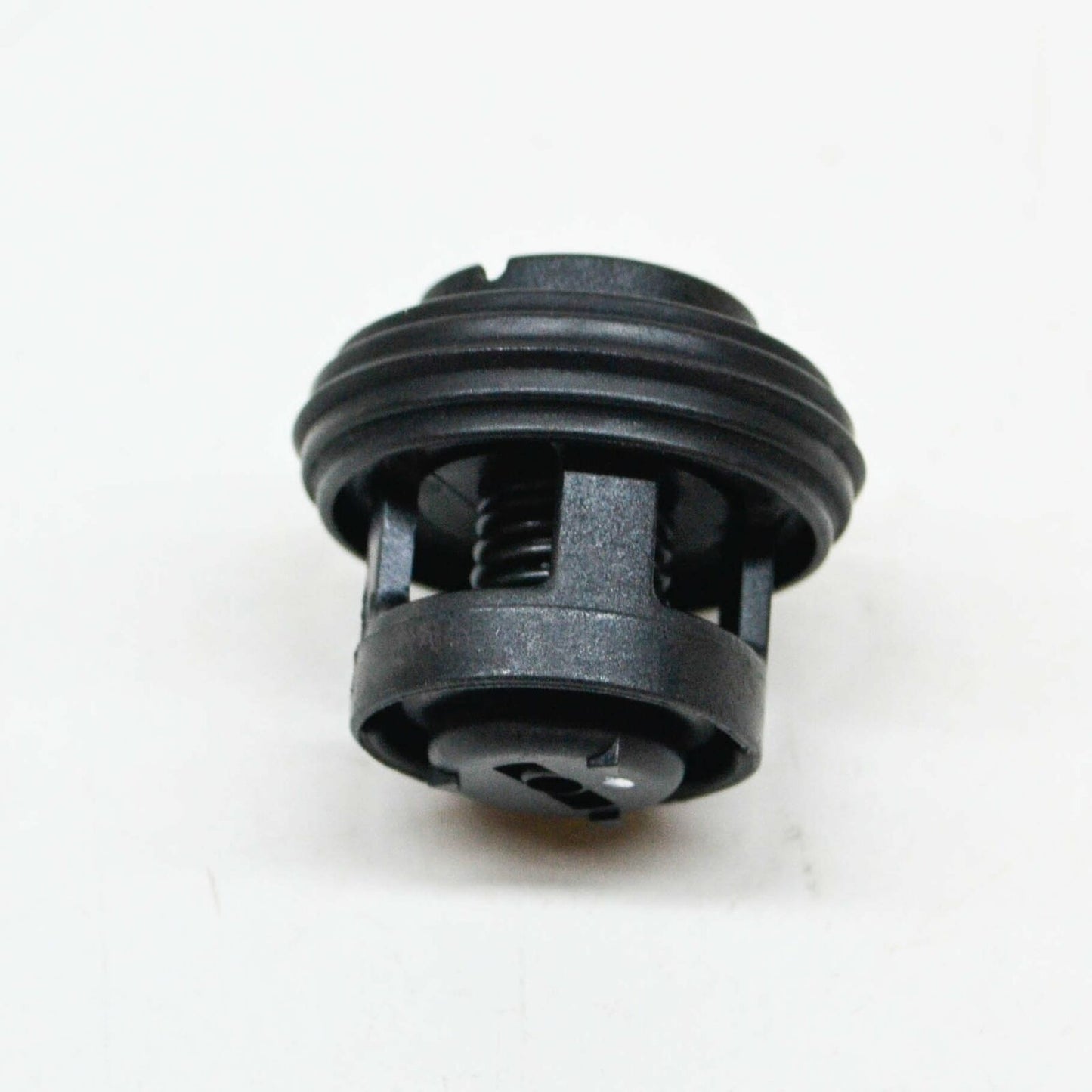 NEW MERCEDES-BENZ C W203 OVERFLOW PRESSURE VALVE A6111800115 ORIGINAL