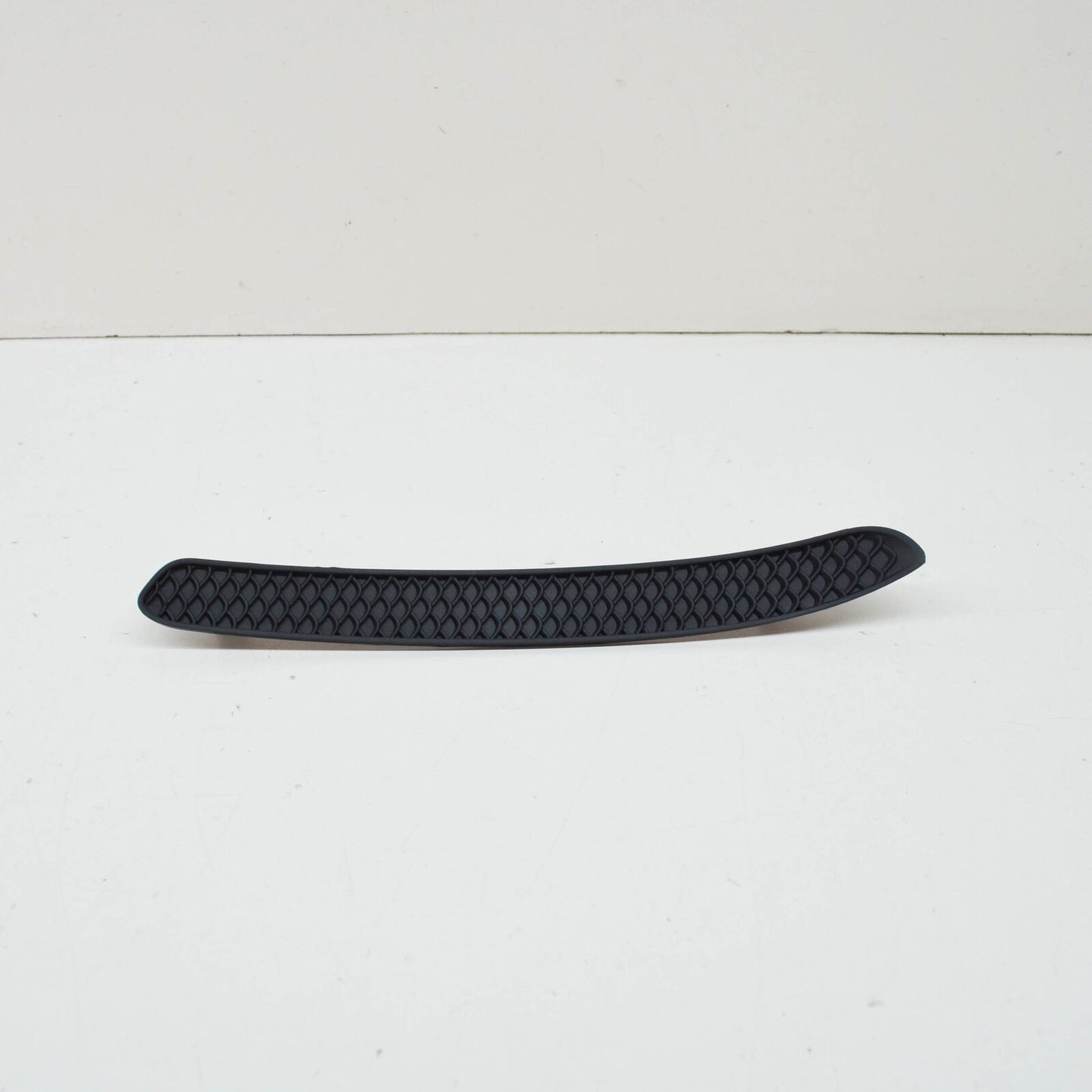 NEW MERCEDES-BENZ CLA C117 REAR BUMPER RIGHT GRILLE COVER A1178850253 ORIGINAL