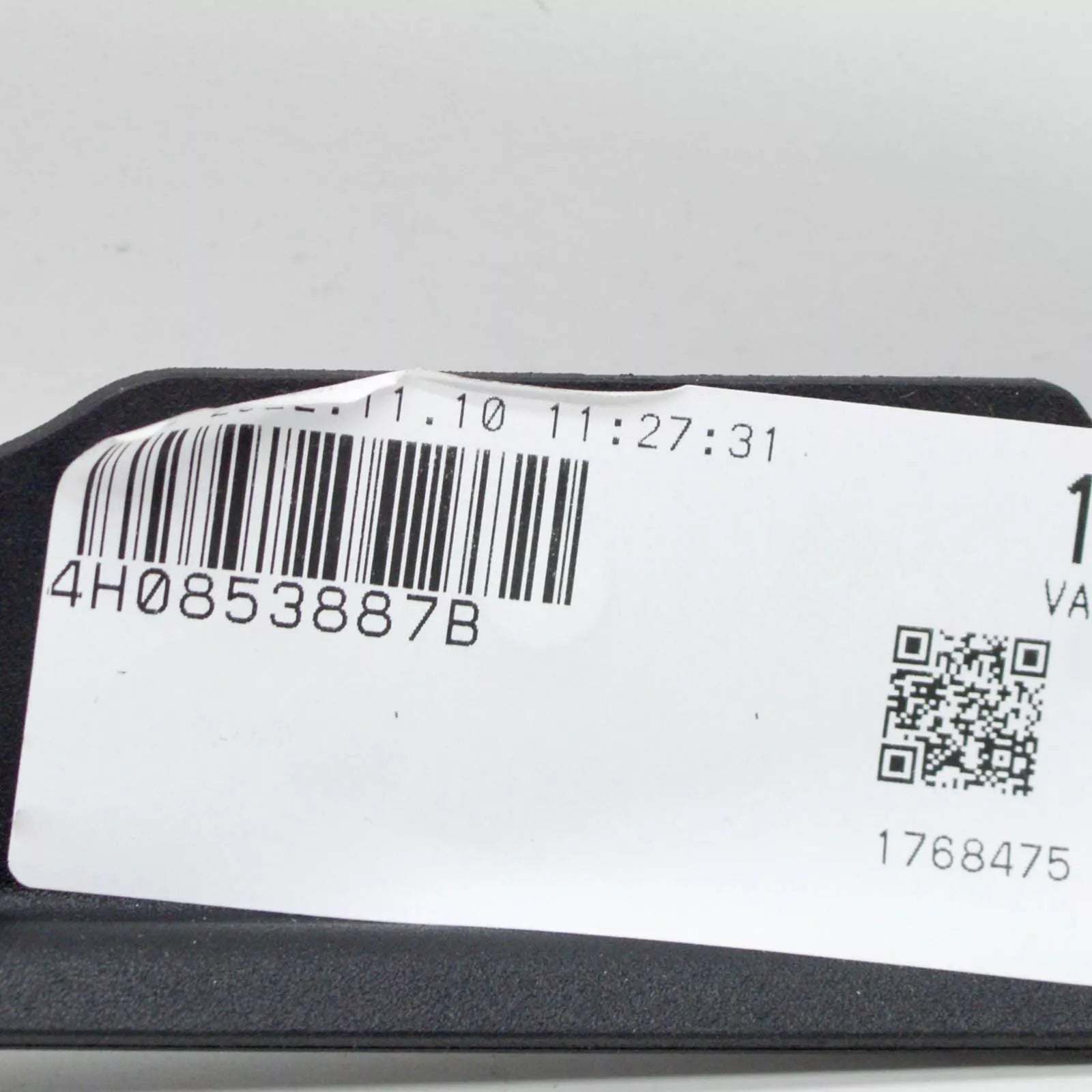 NEW AUDI A8 D4 FRONT BUMPER SIDE INNER WHEEL SPOILER 4H0853887B ORIGINAL