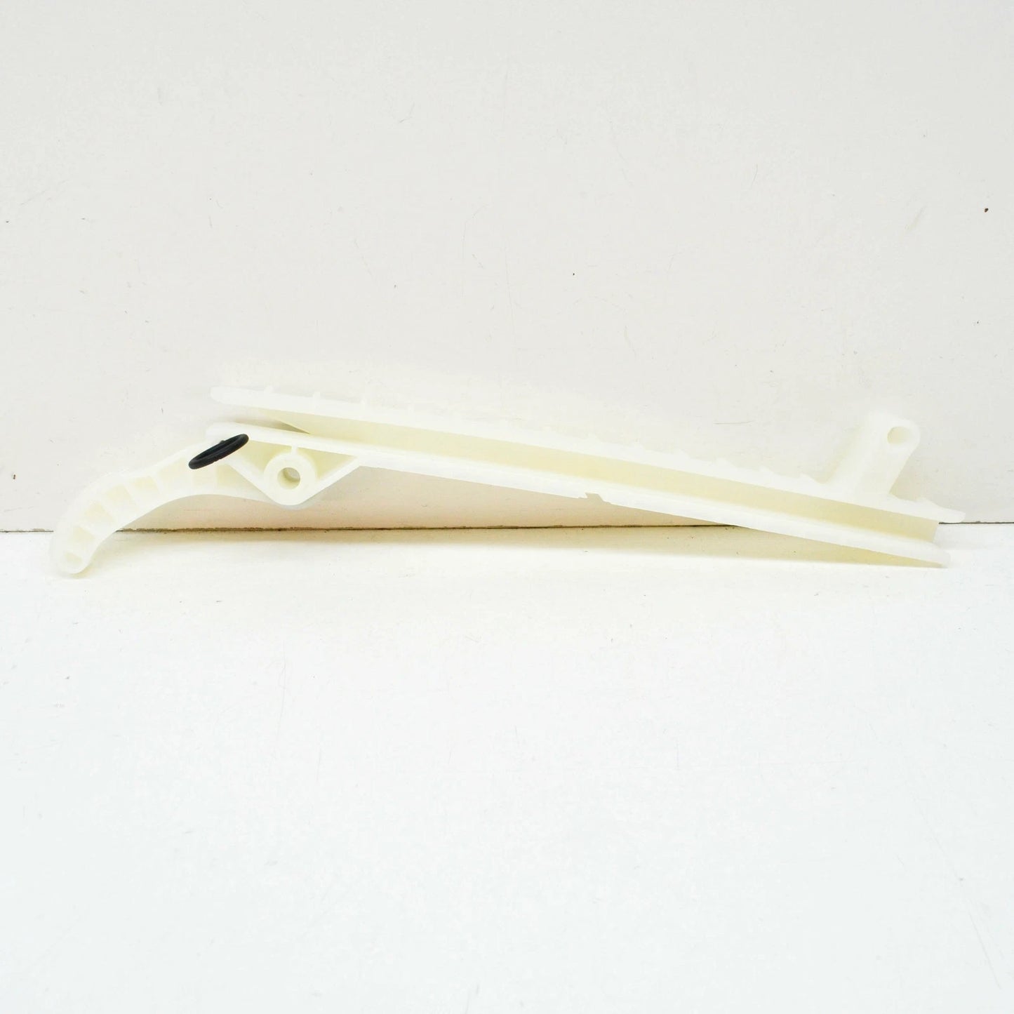 NEW MB C W204 TIMING CHAIN DAMPER AT CYLINDER HEAD A2700501100 ORIGINAL