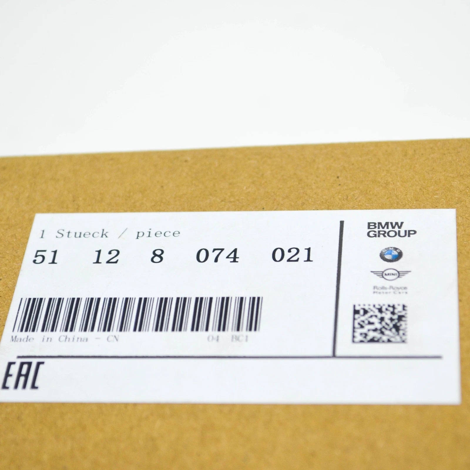 NEW BMW X7 G07 REAR LEFT BUMPER MOLDING 51128074021 ORIGINAL