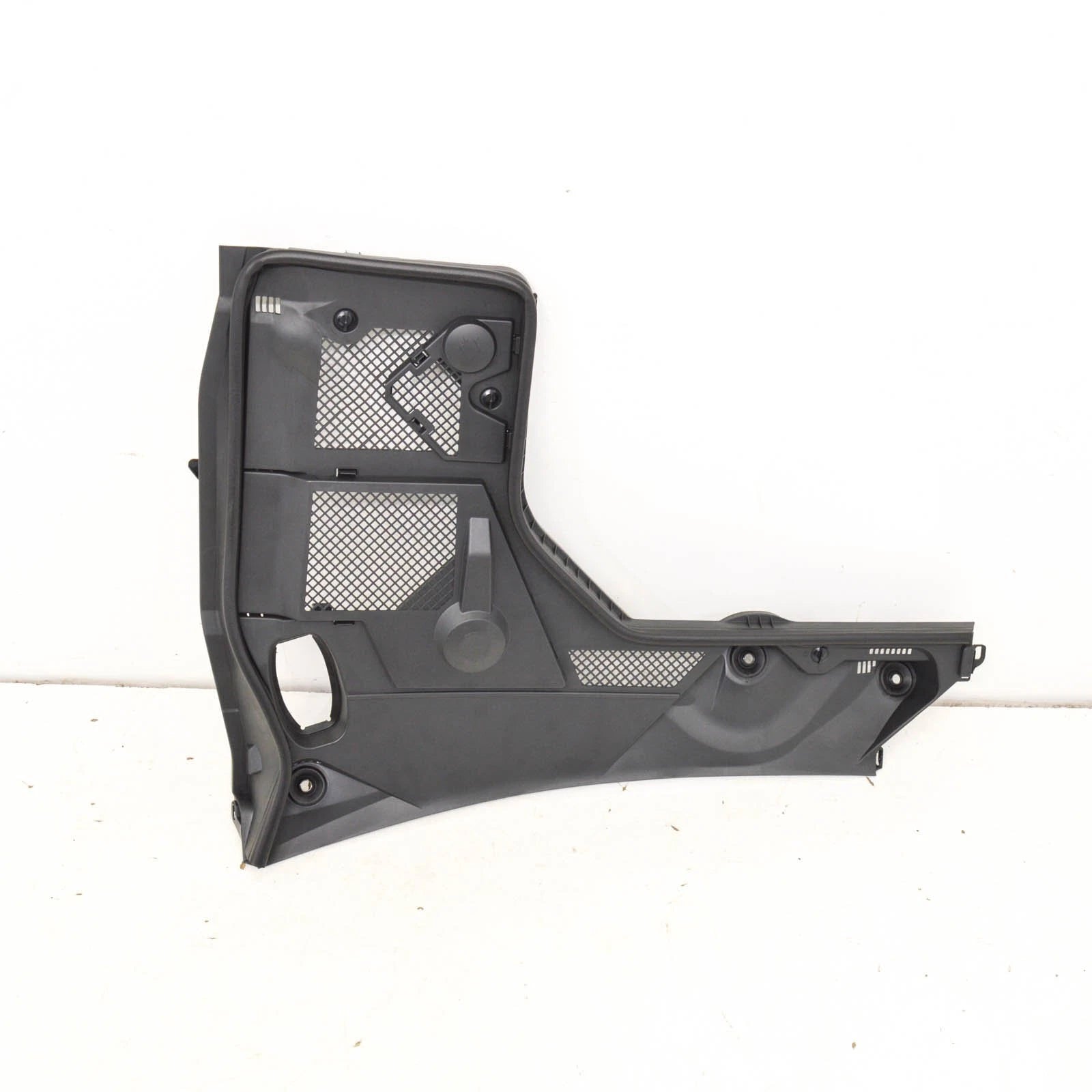 NEW MERCEDES-BENZ C-CLASS W205 FRONT WIPER COWL TRIM LEFT A2058300503 LHD