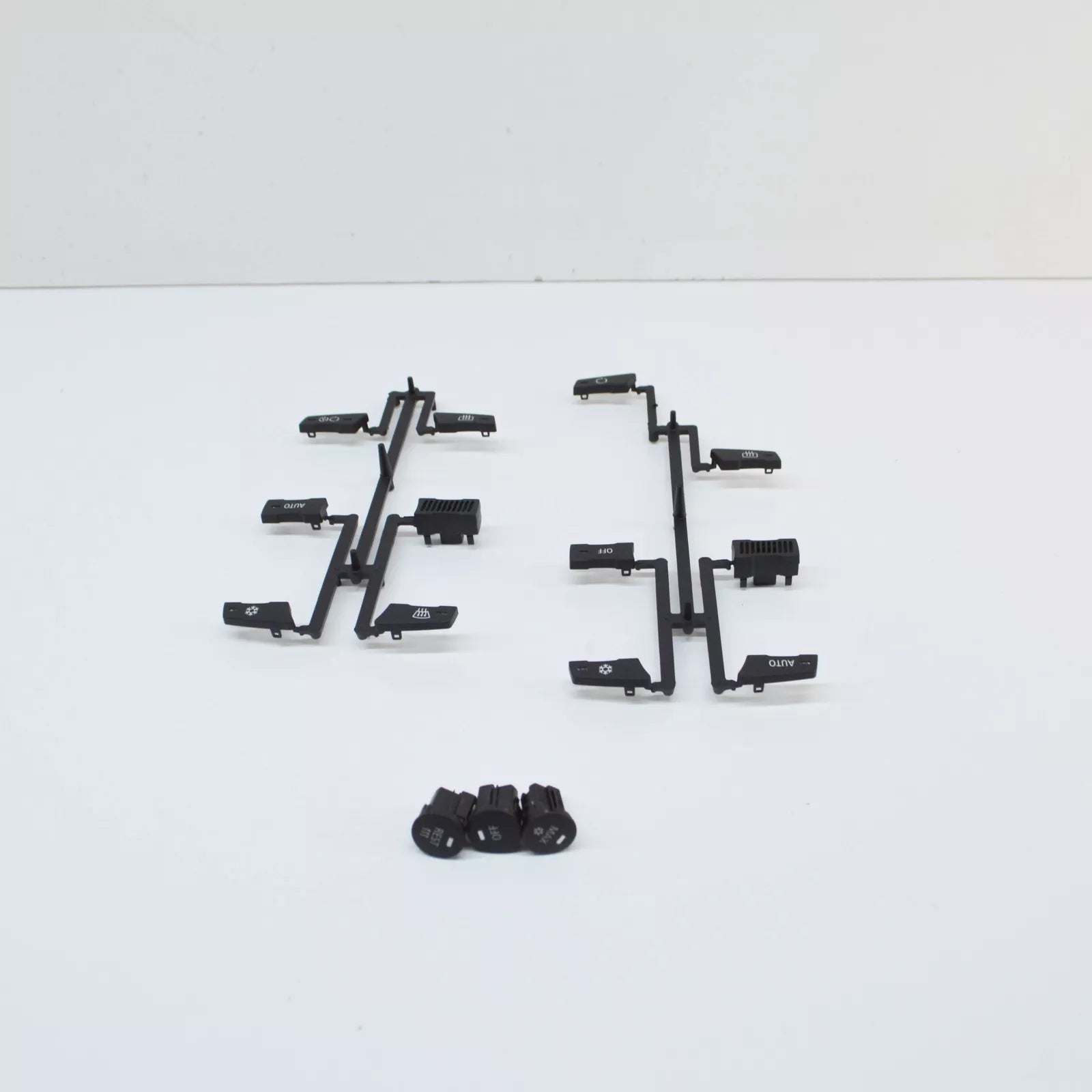 NEW BMW 5 E60 CLIMATE CONTROL FACEPLATE BUTTON COVER KIT 61319250196 ORIGINAL