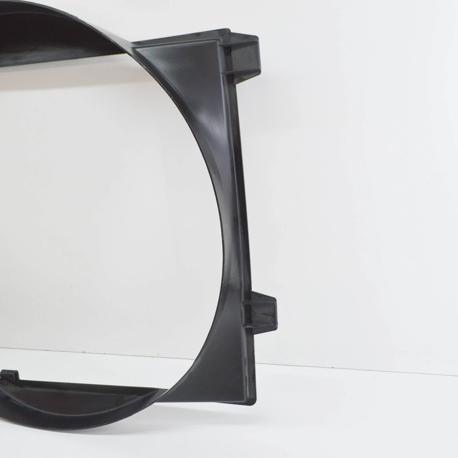 NEW MERCEDES-BENZ SPRINTER 3-T BOX 903 FAN SHROUD A9015050655 ORIGINAL