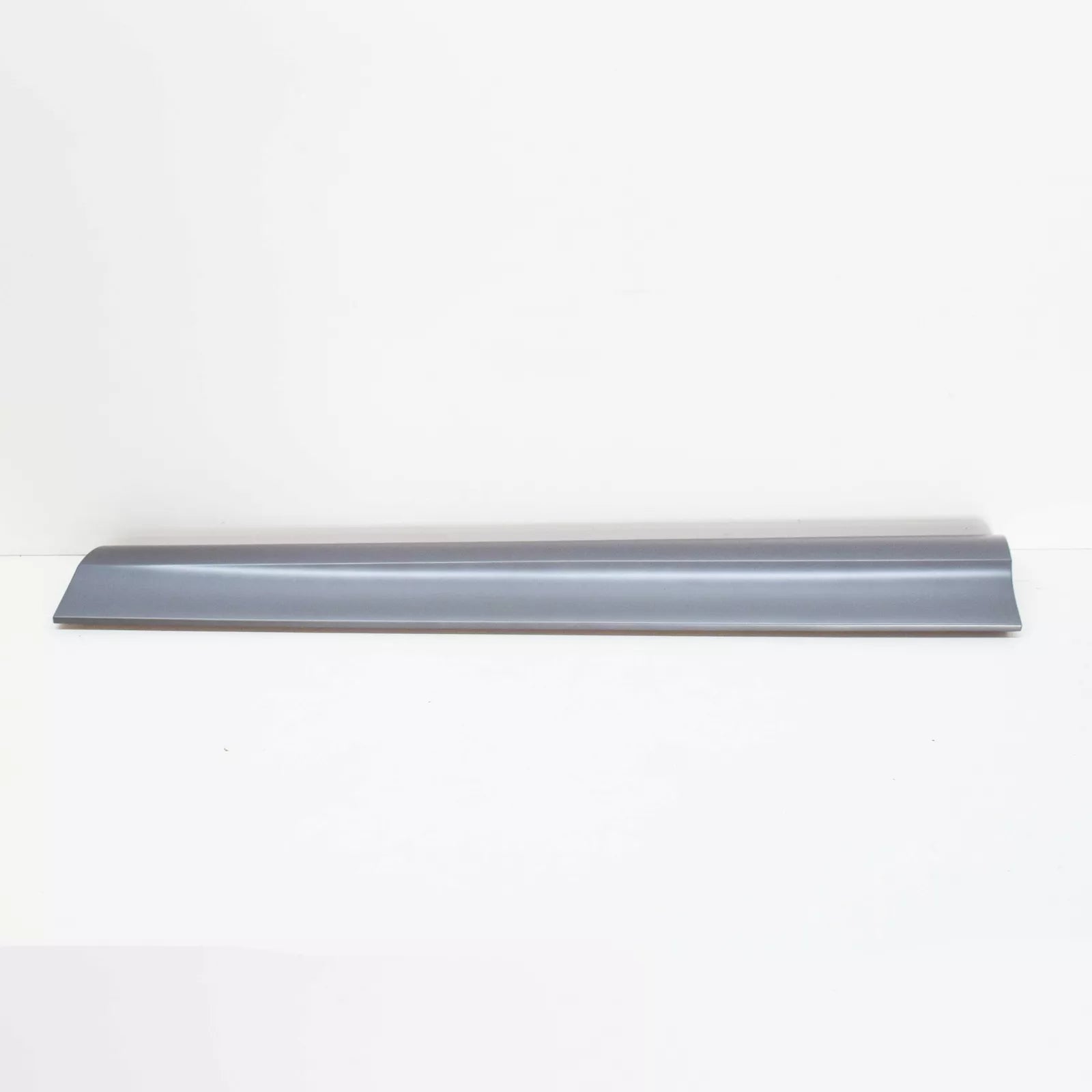 NEW AUDI Q7 4L FRONT RIGHT DOOR LOWER COVER 4L0853960H1RR