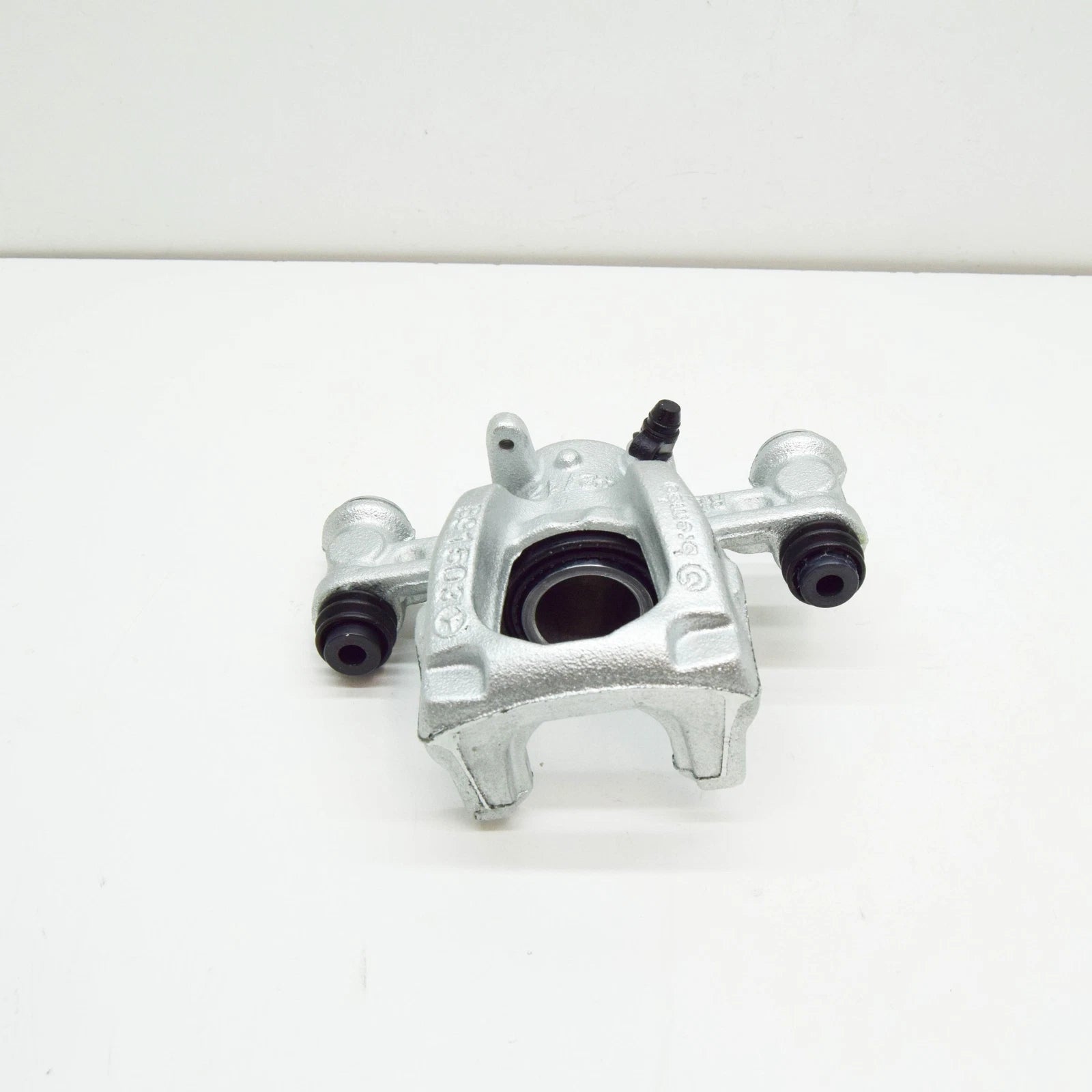 NEW MERCEDES-BENZ VITO W447 REAR RIGHT BRAKE CALIPER A4474208100 ORIGINAL