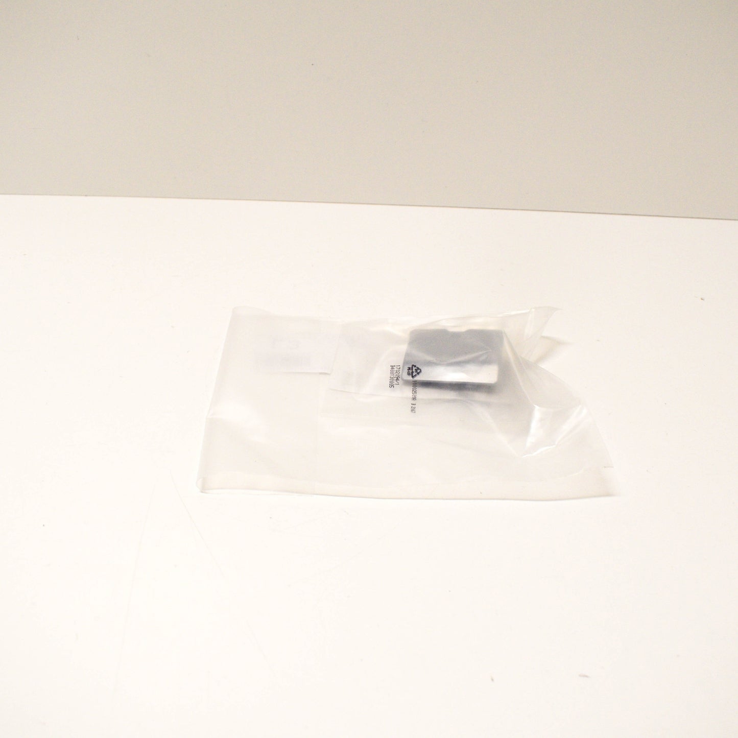 NEW MB S W220 AMG REAR BUMPER TOW HOOK EYE CAP COVER A2208850126 ORIGINAL