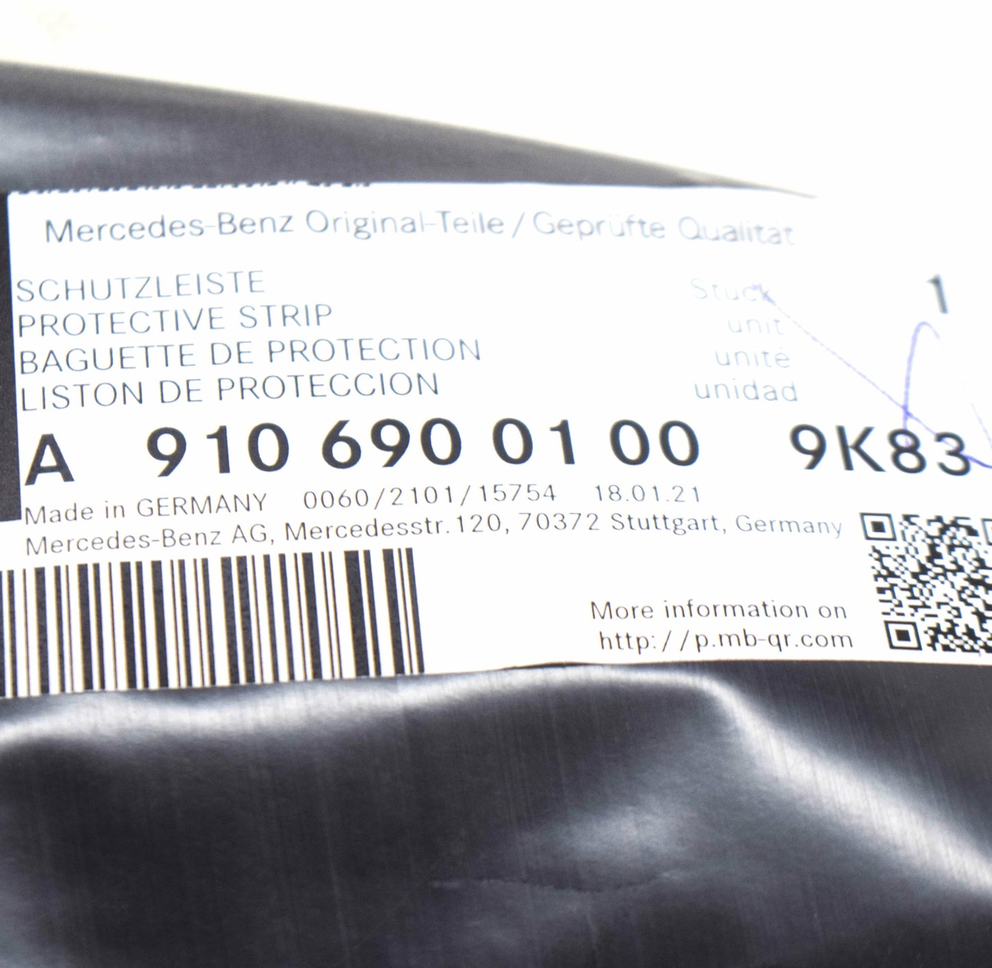 NEW MB 907 FRONT RIGHT FENDER WHEEL PROTECTIVE A91069001009K83 ORIGINAL