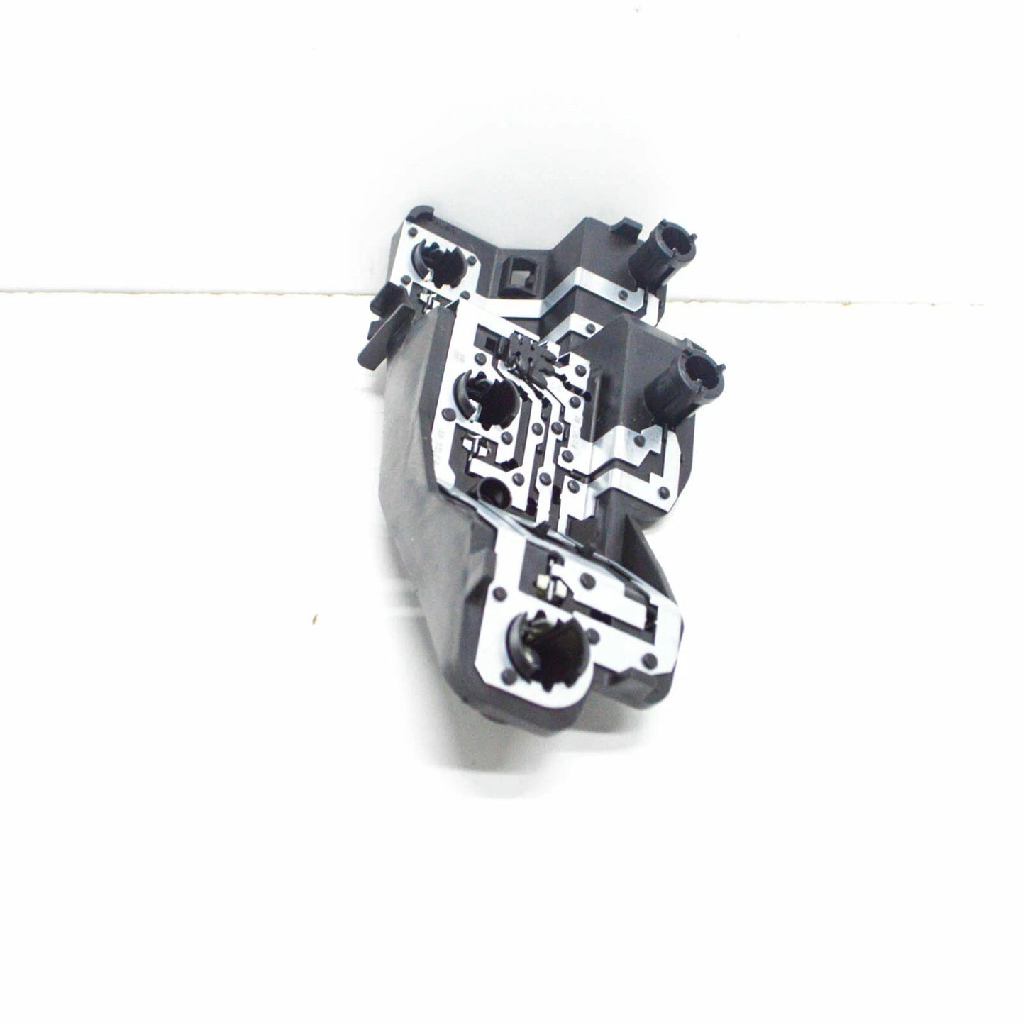 NEW AUDI A1 8X REAR RIGHT TAIL LIGHT BULB CARRIER 8X0945258A